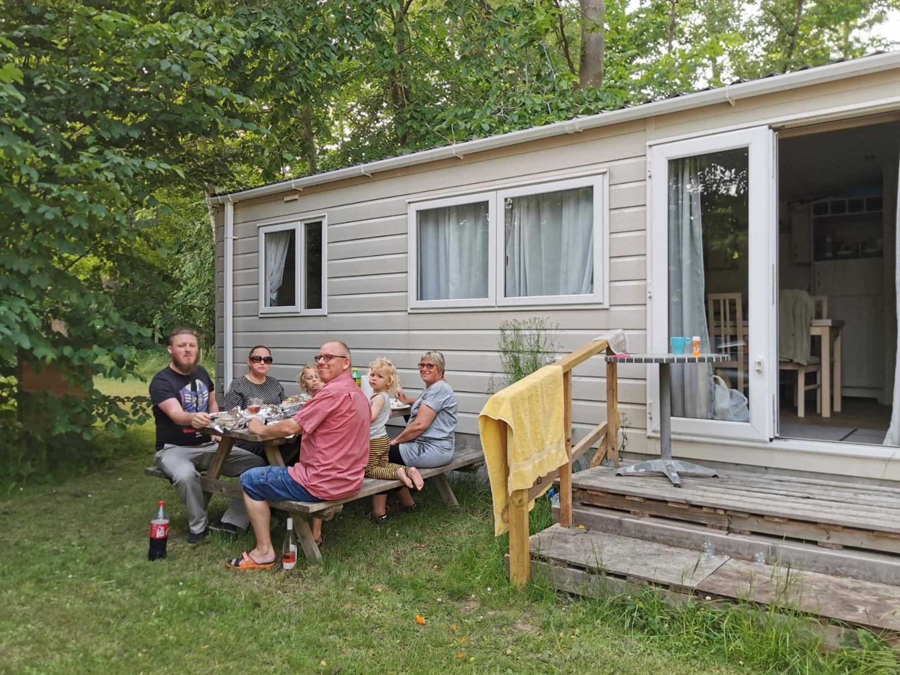 Mobile Home - Photo 6