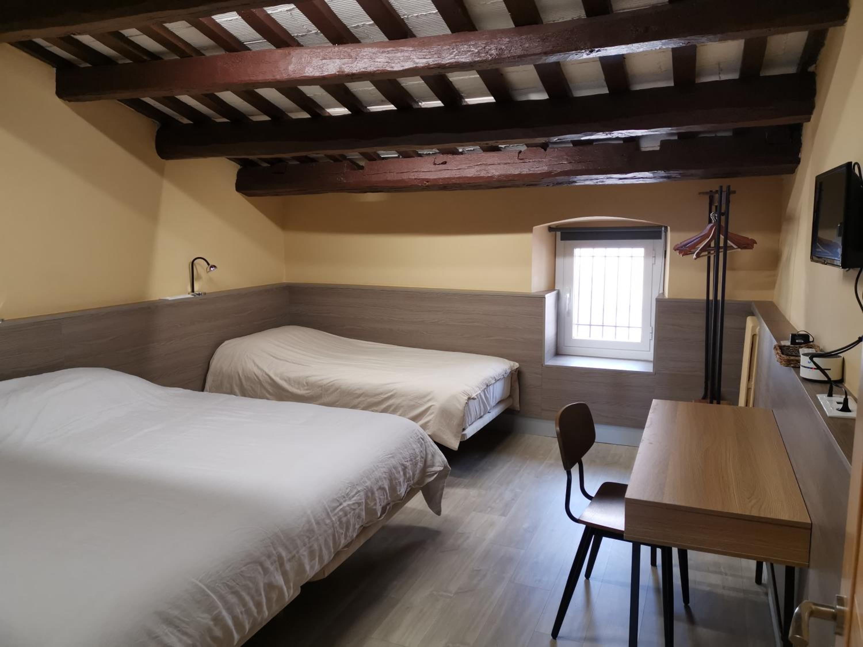 Superior Quadruple Room - Photo 1
