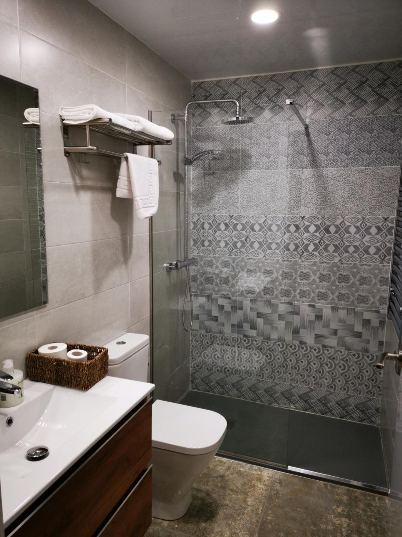 Superior Double Room - Photo 2