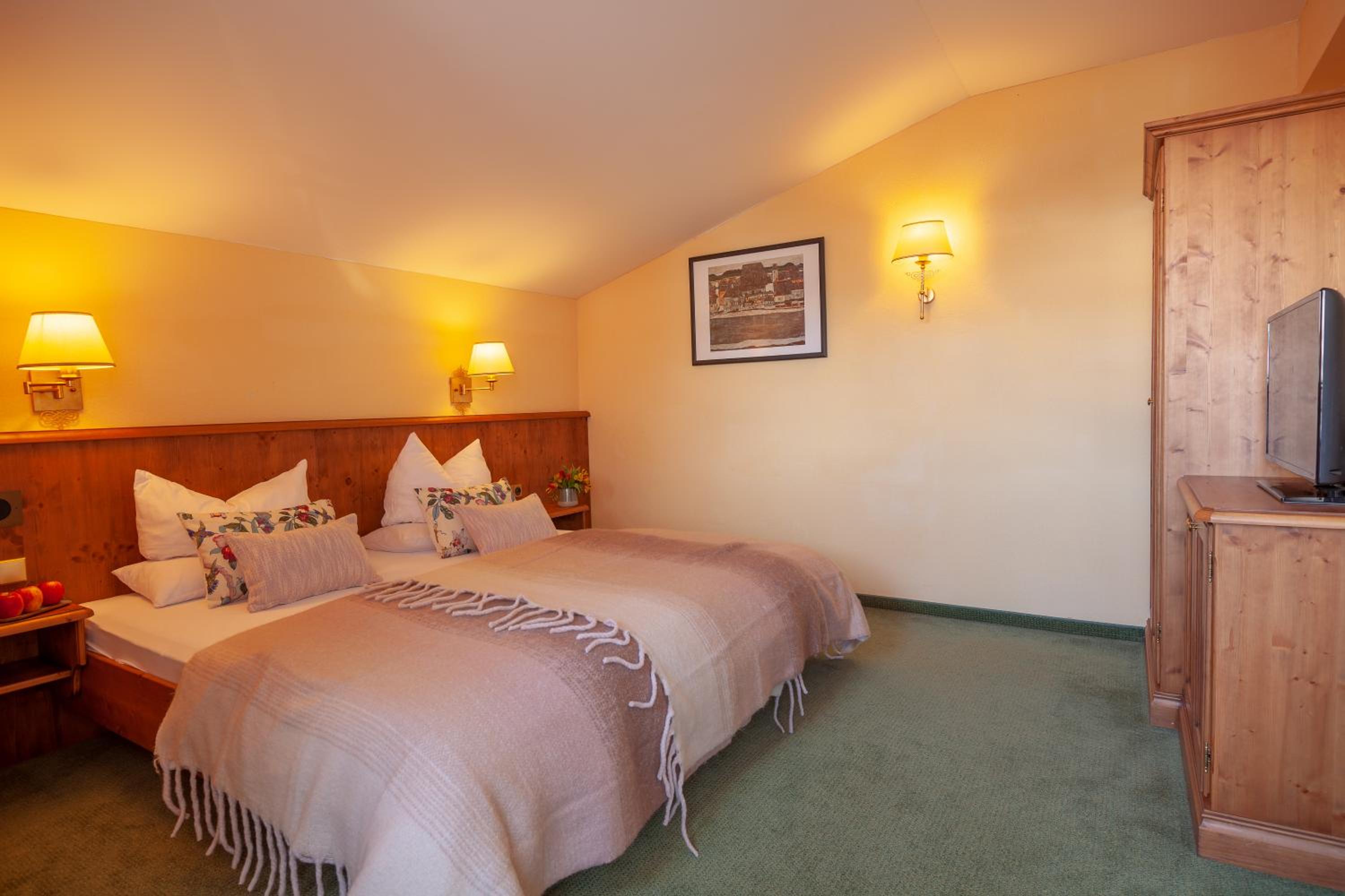 Double Room - Photo 3