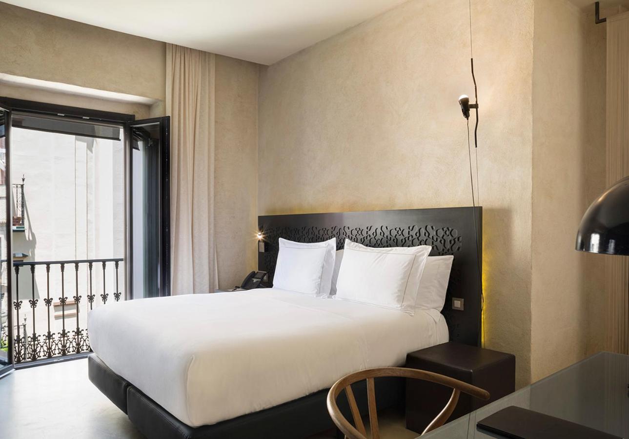 Deluxe Double or Twin Room - Photo 1