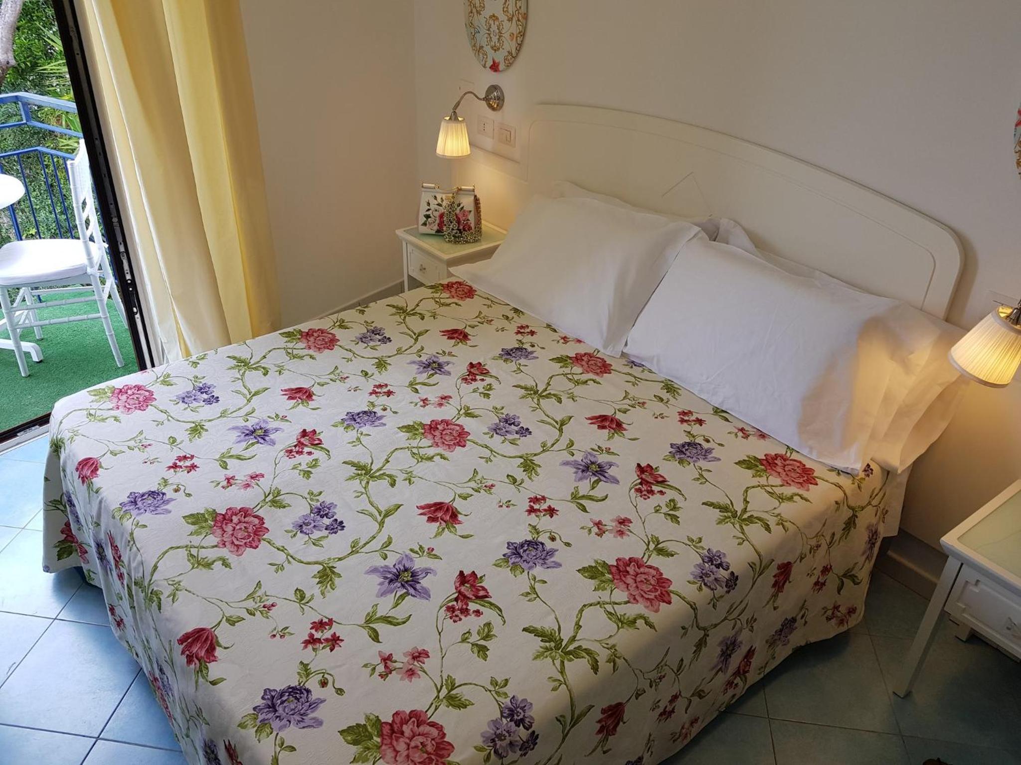 Classic Double or Twin Room with Sea View