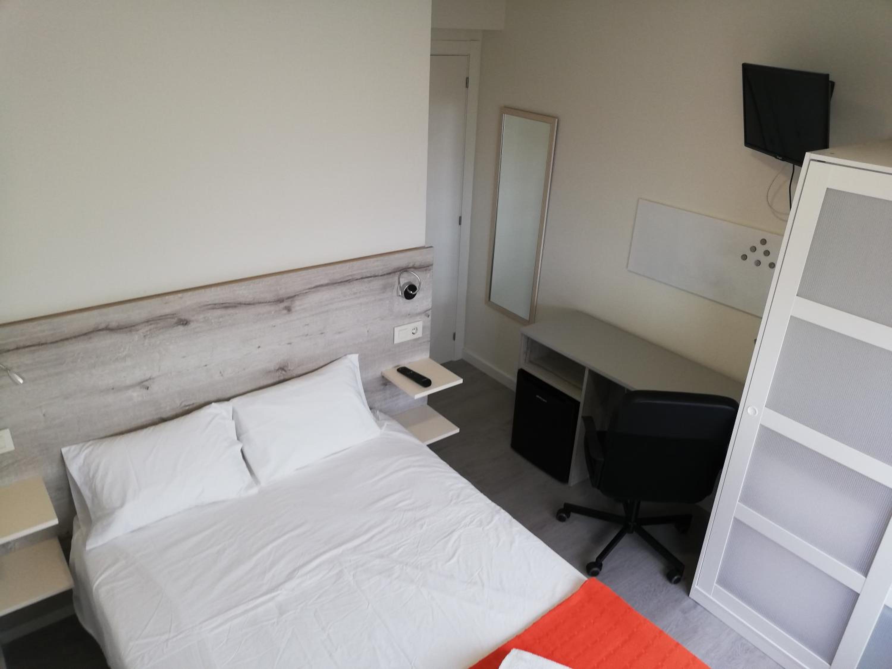 Economy Double Room - Photo 1
