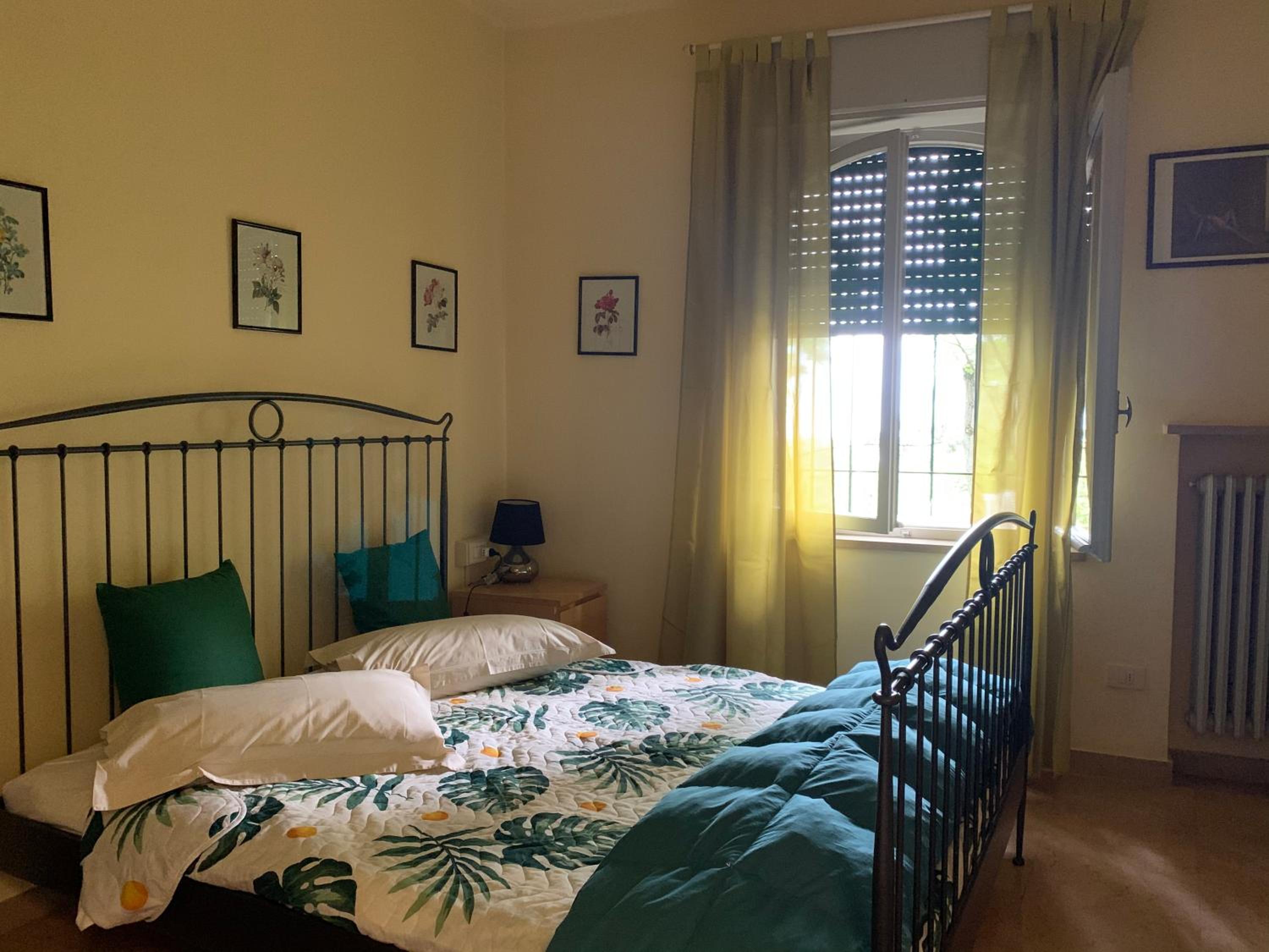 Double Room with Private Bathroom - Photo 1