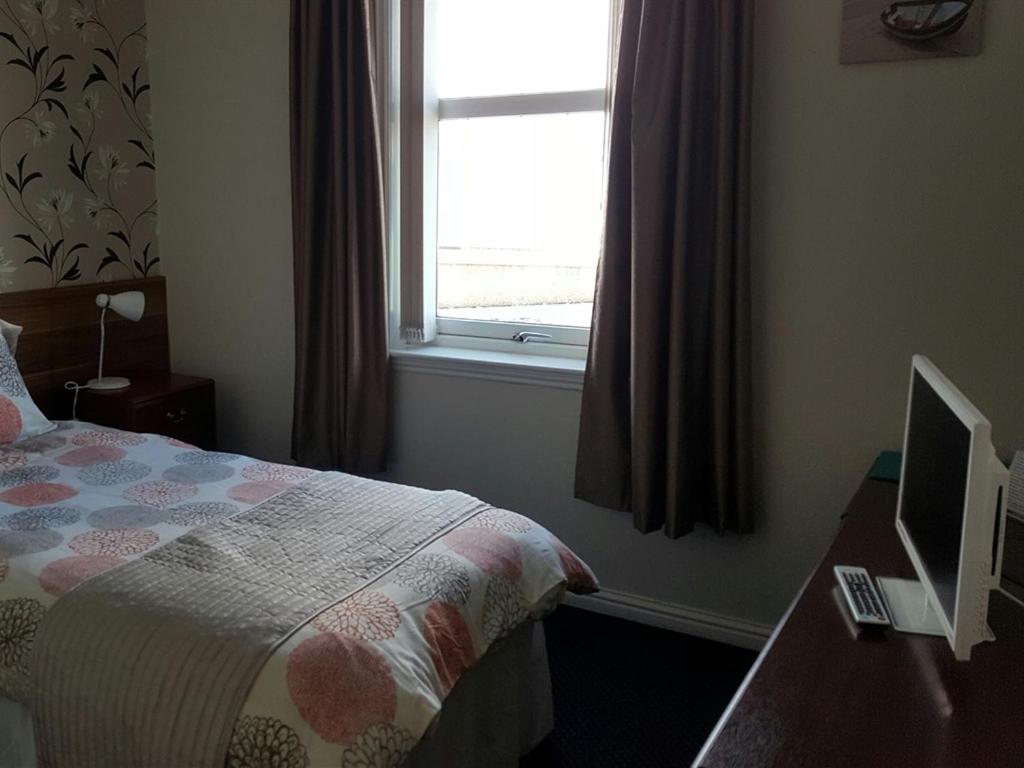 Single Room photo 3