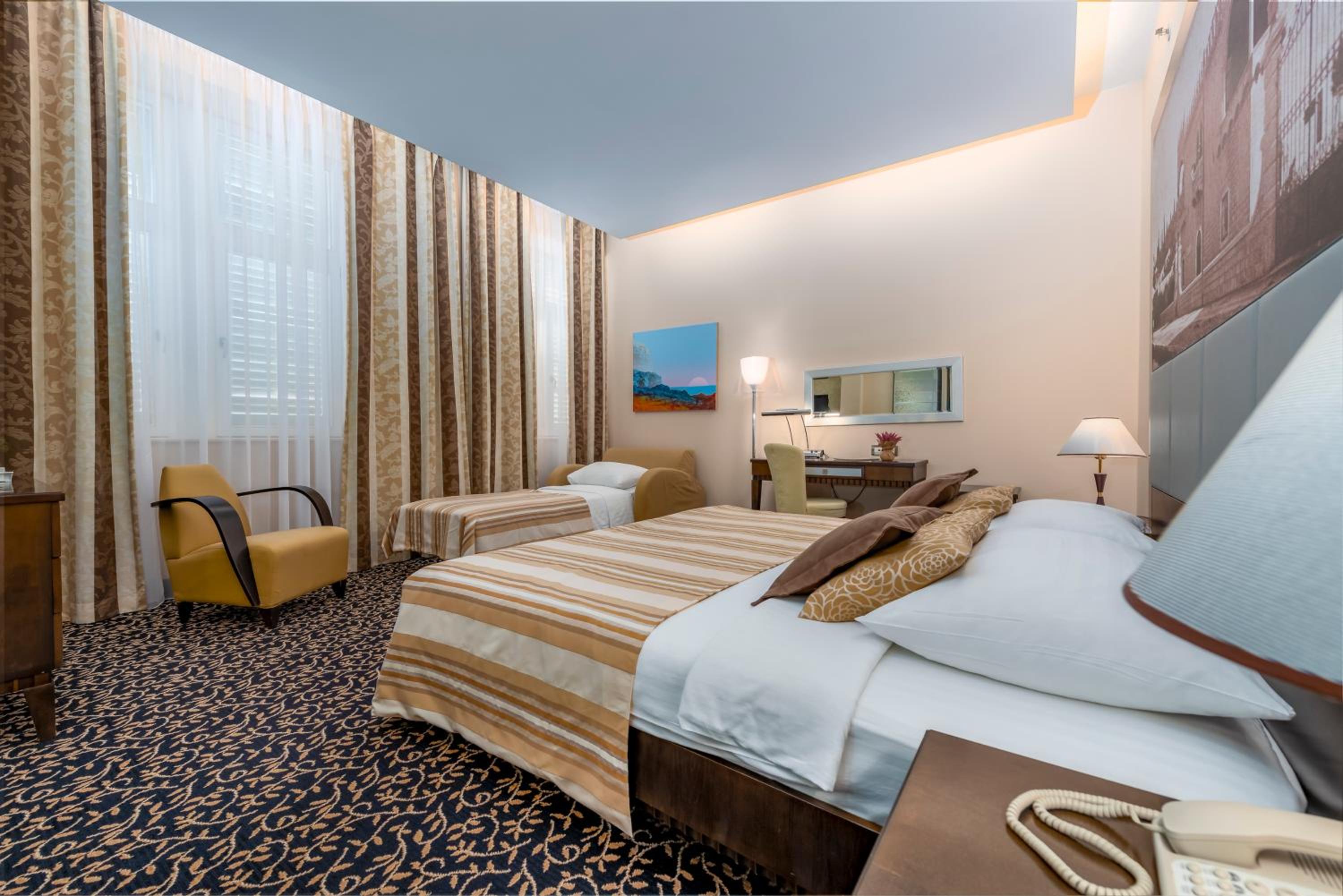 Superior Double Room - Photo 8