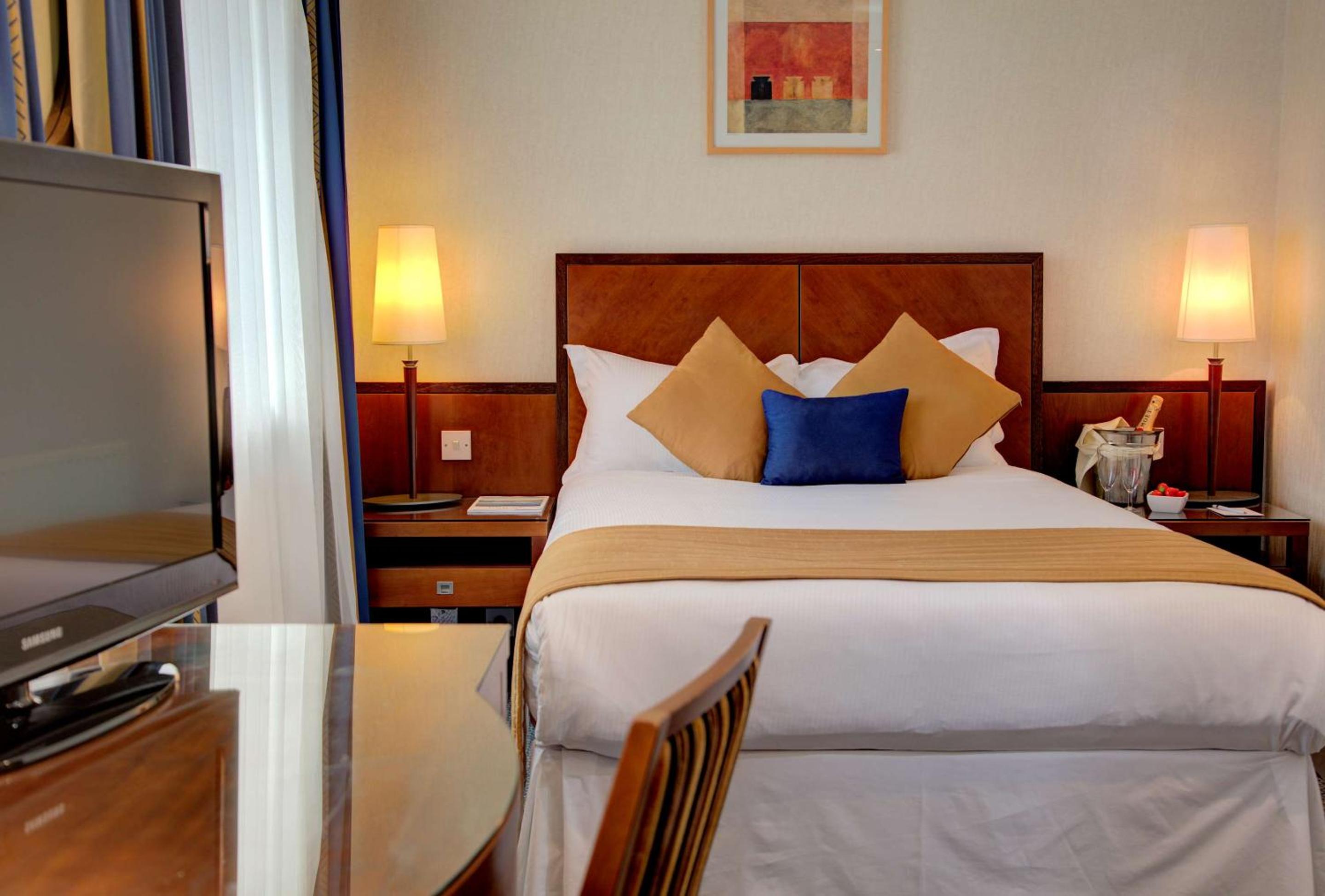 Executive Studio with Double Bed - Non-Smoking - Photo 2