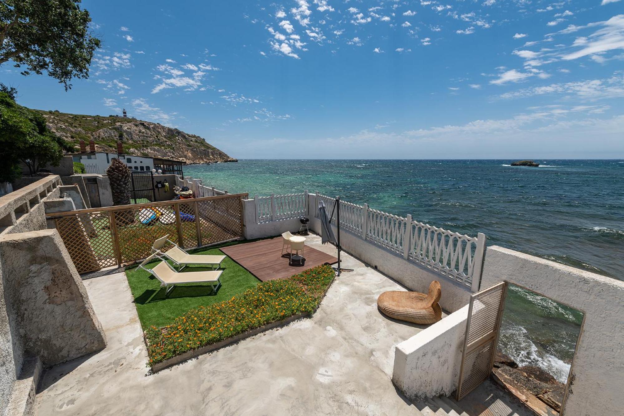Studio with Sea View - Photo 14
