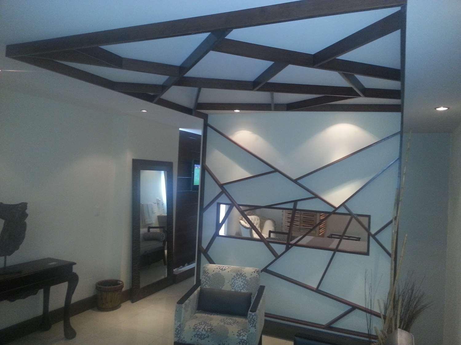 Suite with King Bed - Non-Smoking - Photo 3