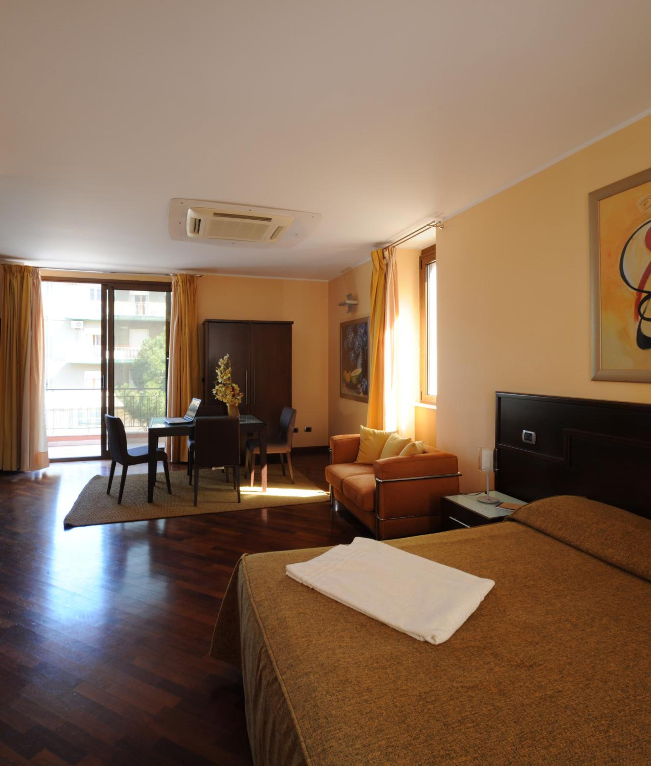 Junior Suite - Photo 1