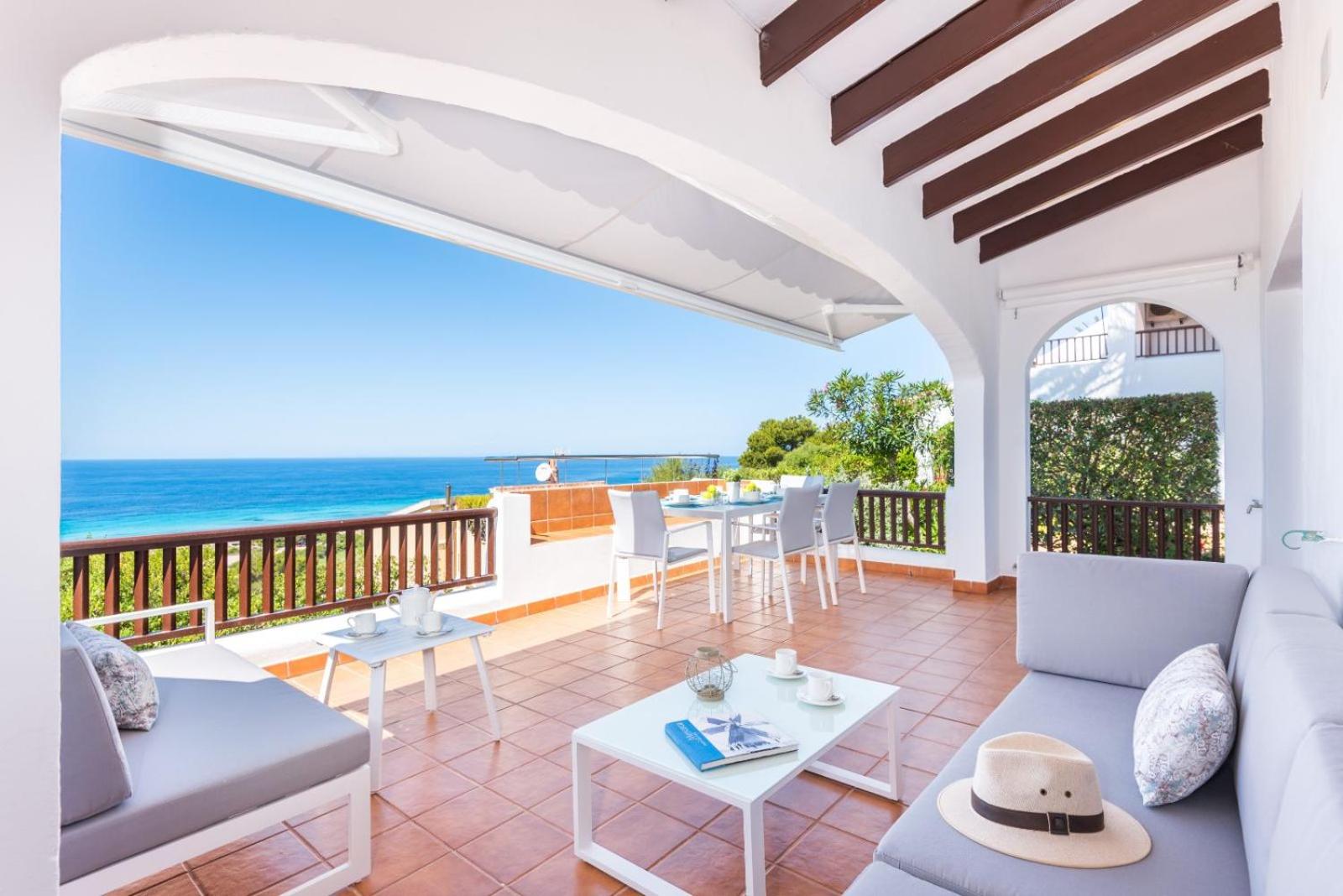 Two-Bedroom Apartment with Sea View photo 2