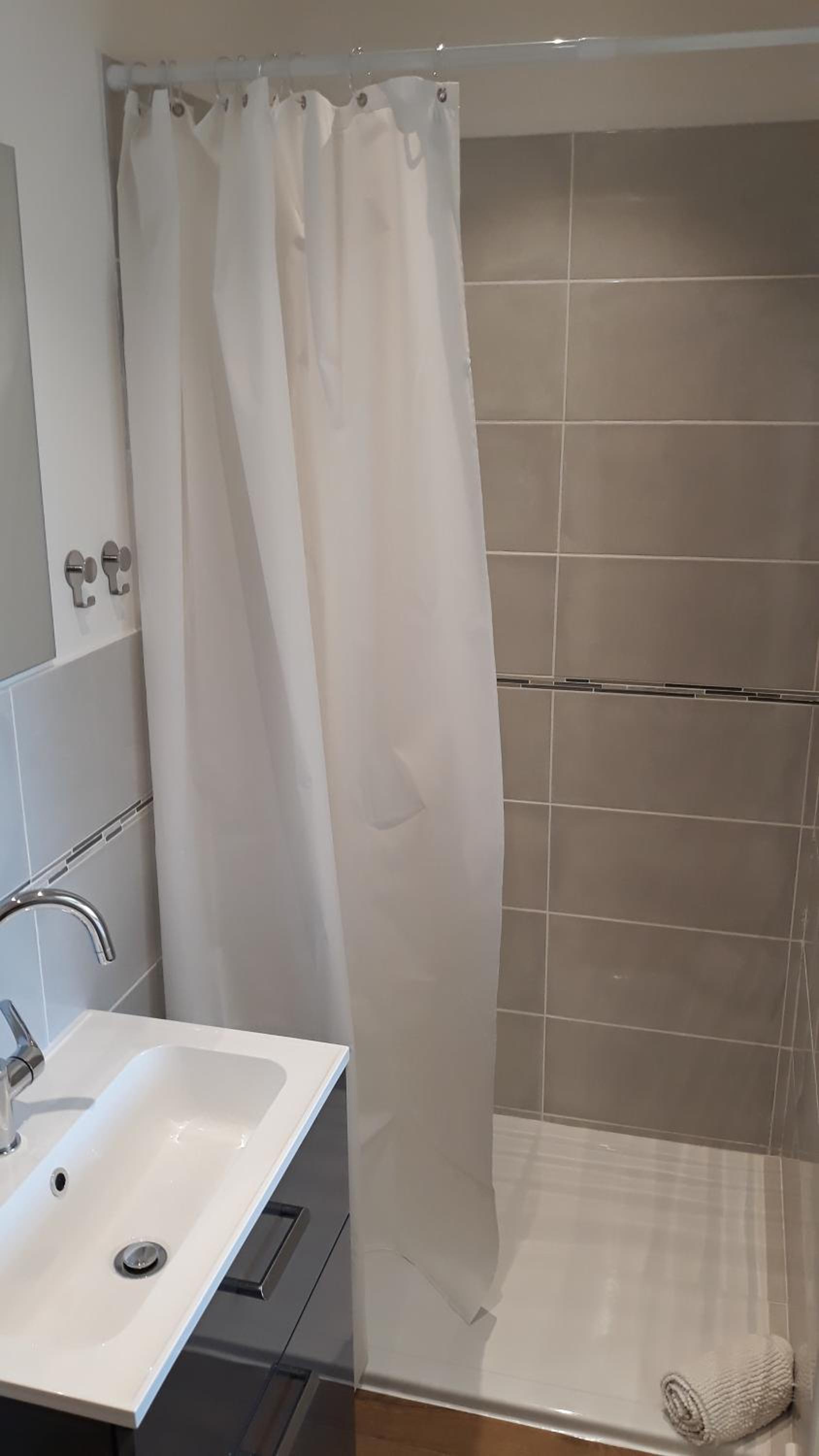 Deluxe Double or Twin Room - Photo 4