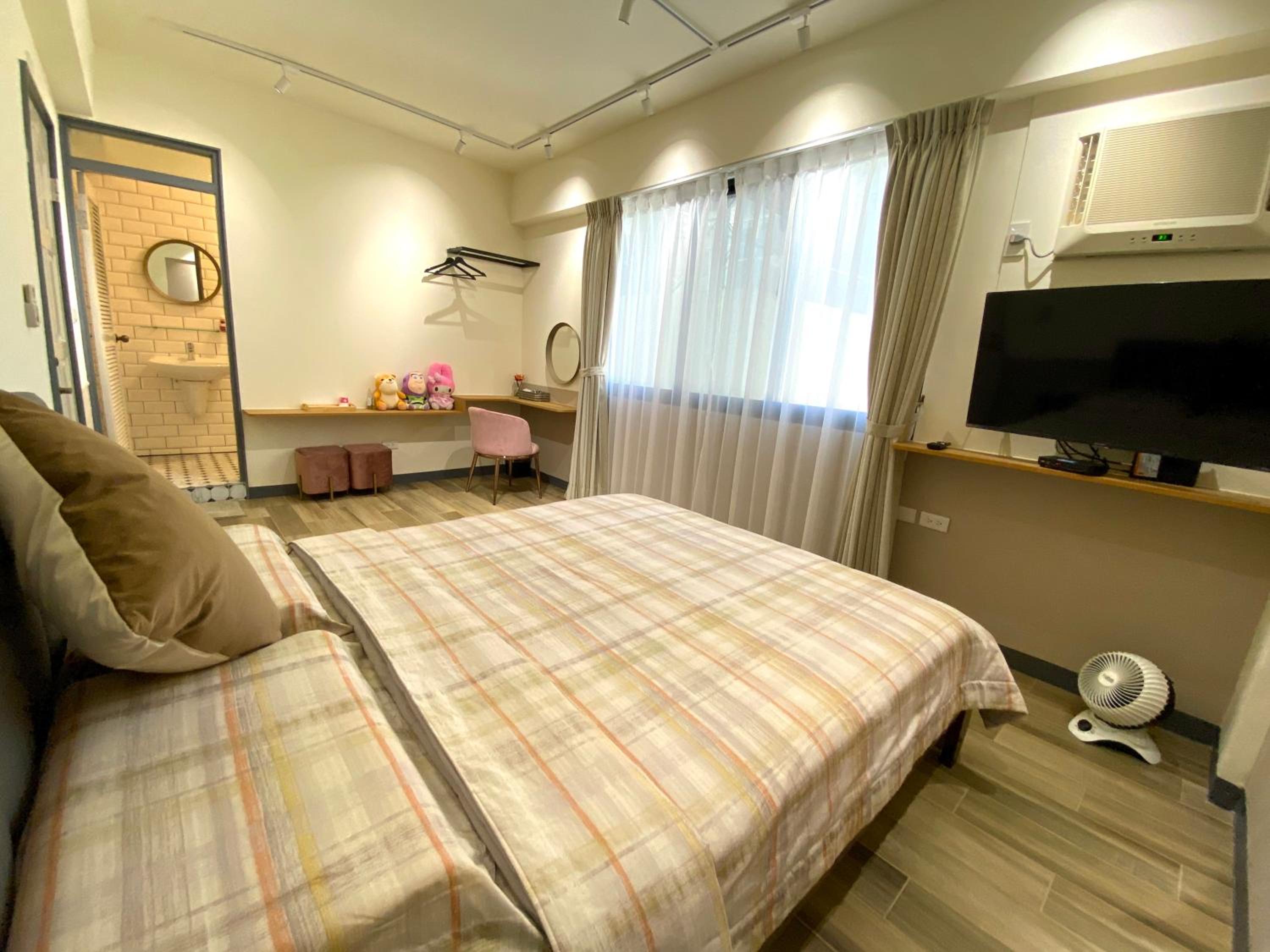 Deluxe Double Room - Photo 4