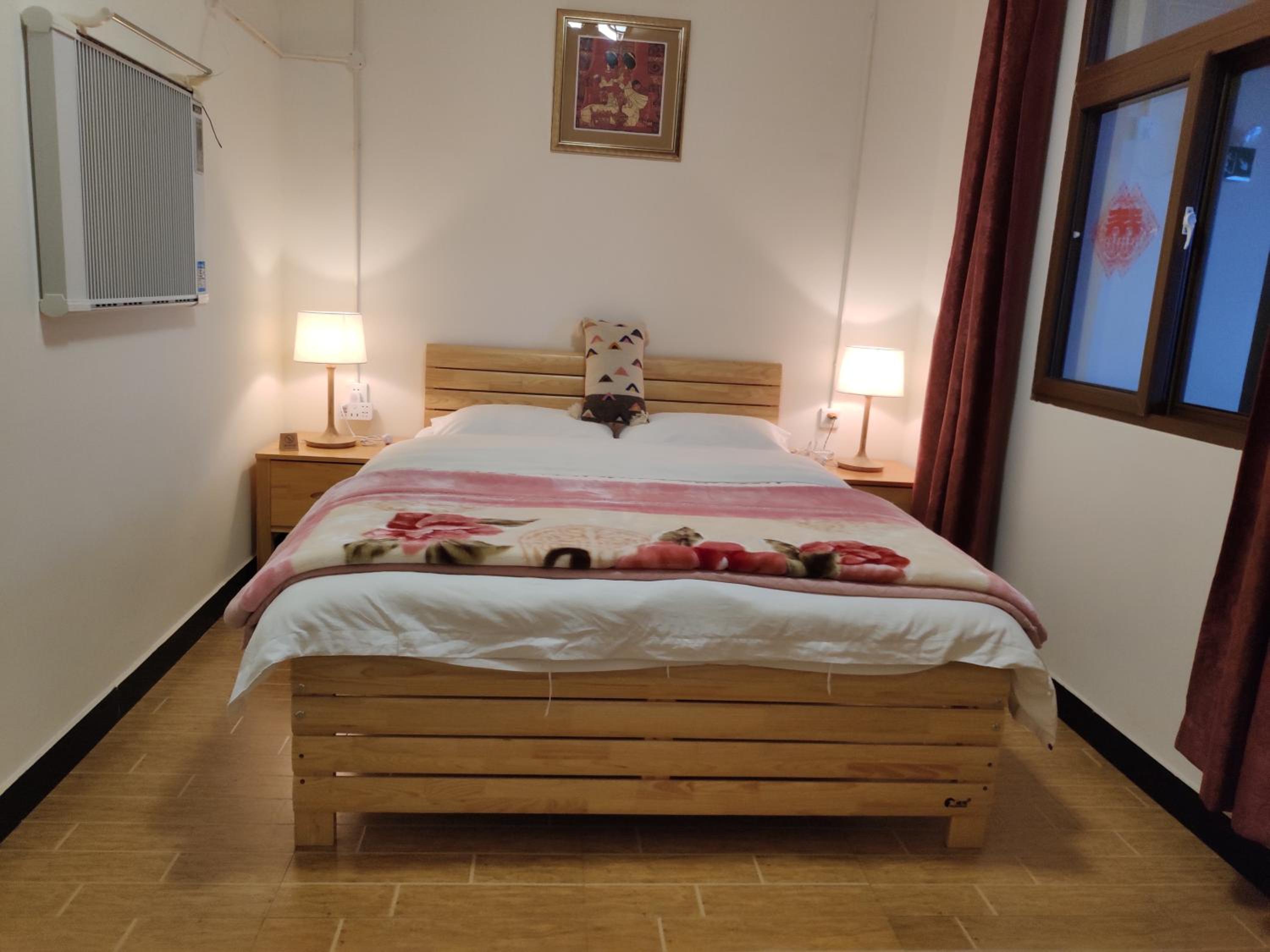Standard Queen Room photo 1
