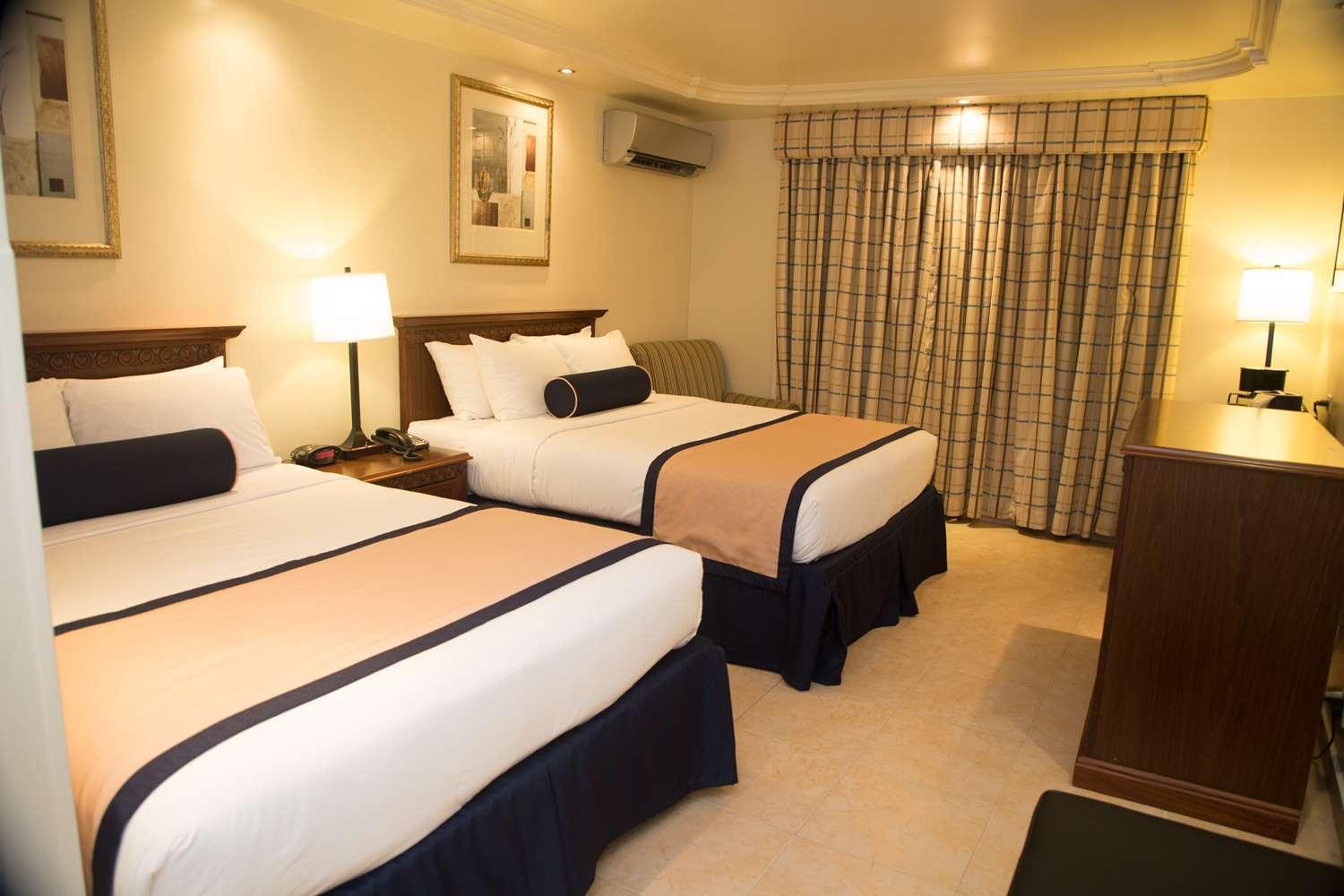 Standard Queen Room with Two Queen Beds
