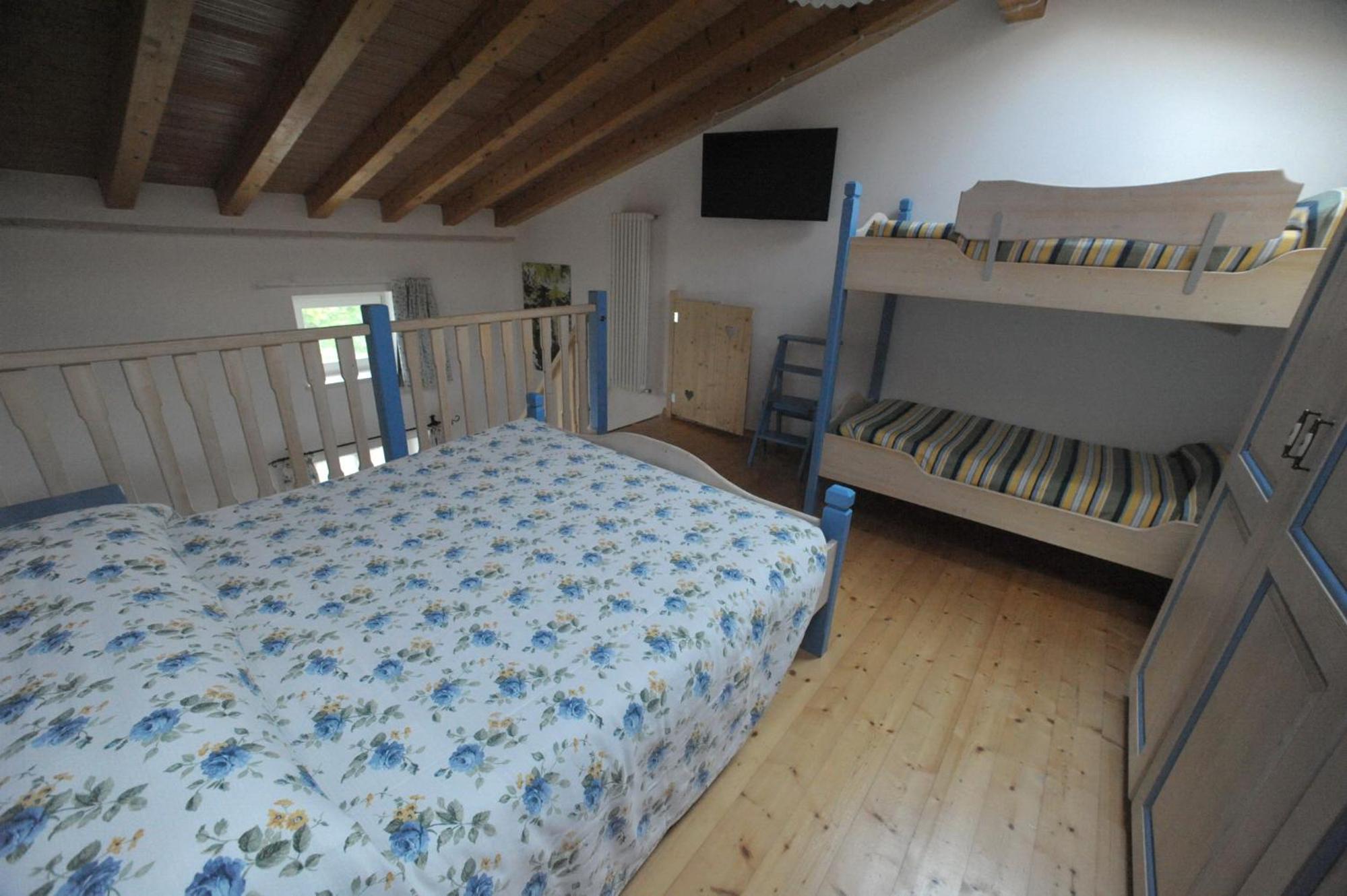 Standard Studio (4 Adults) - Photo 11