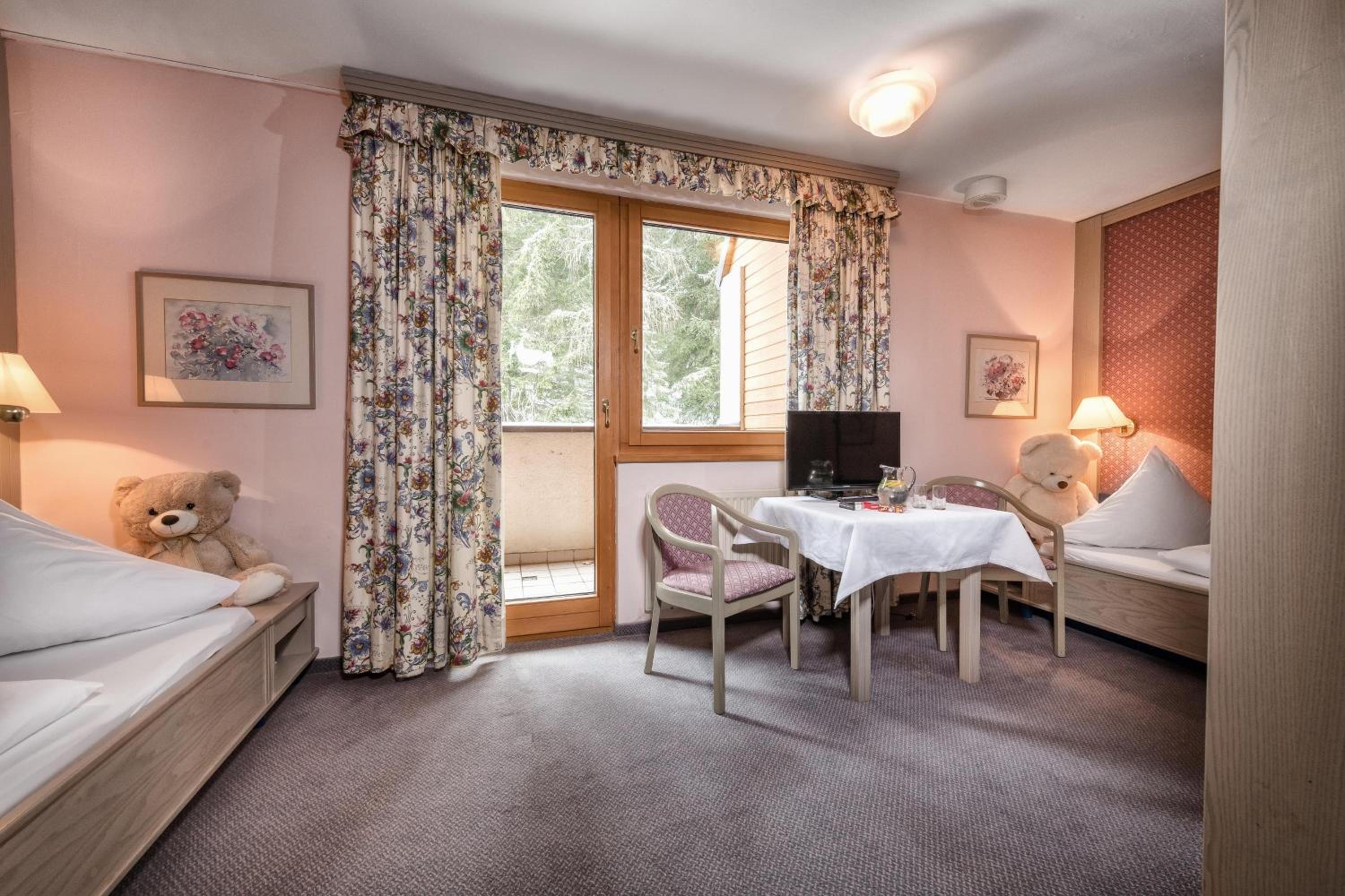 Luxury Suite photo 1