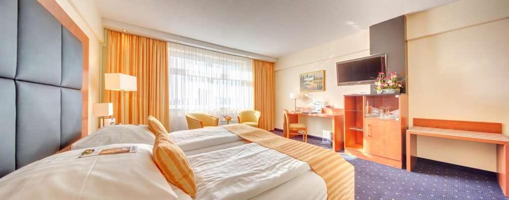 Executive Double Room with Double Bed - Photo 3