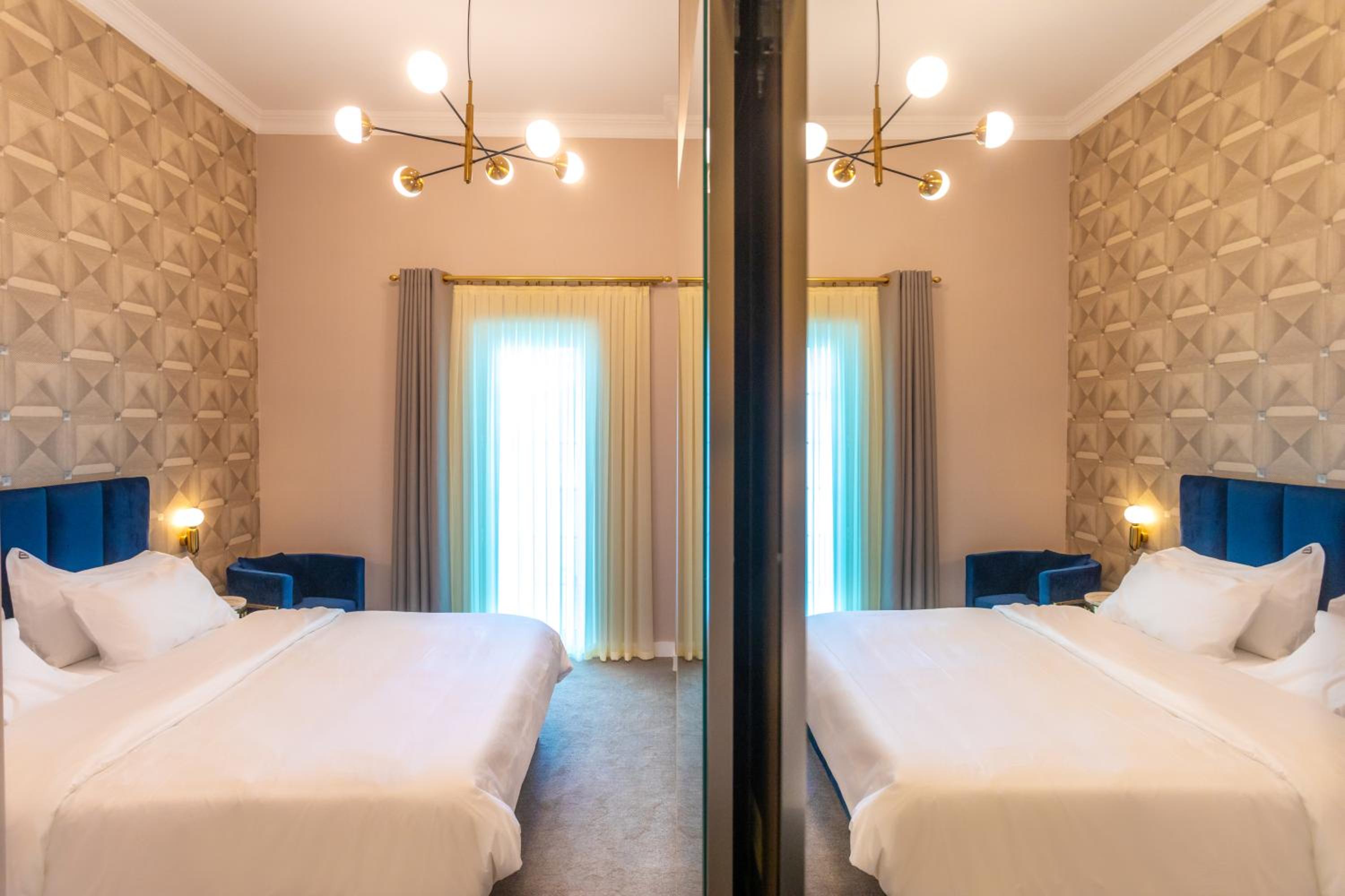 Standard Queen Room - Photo 2
