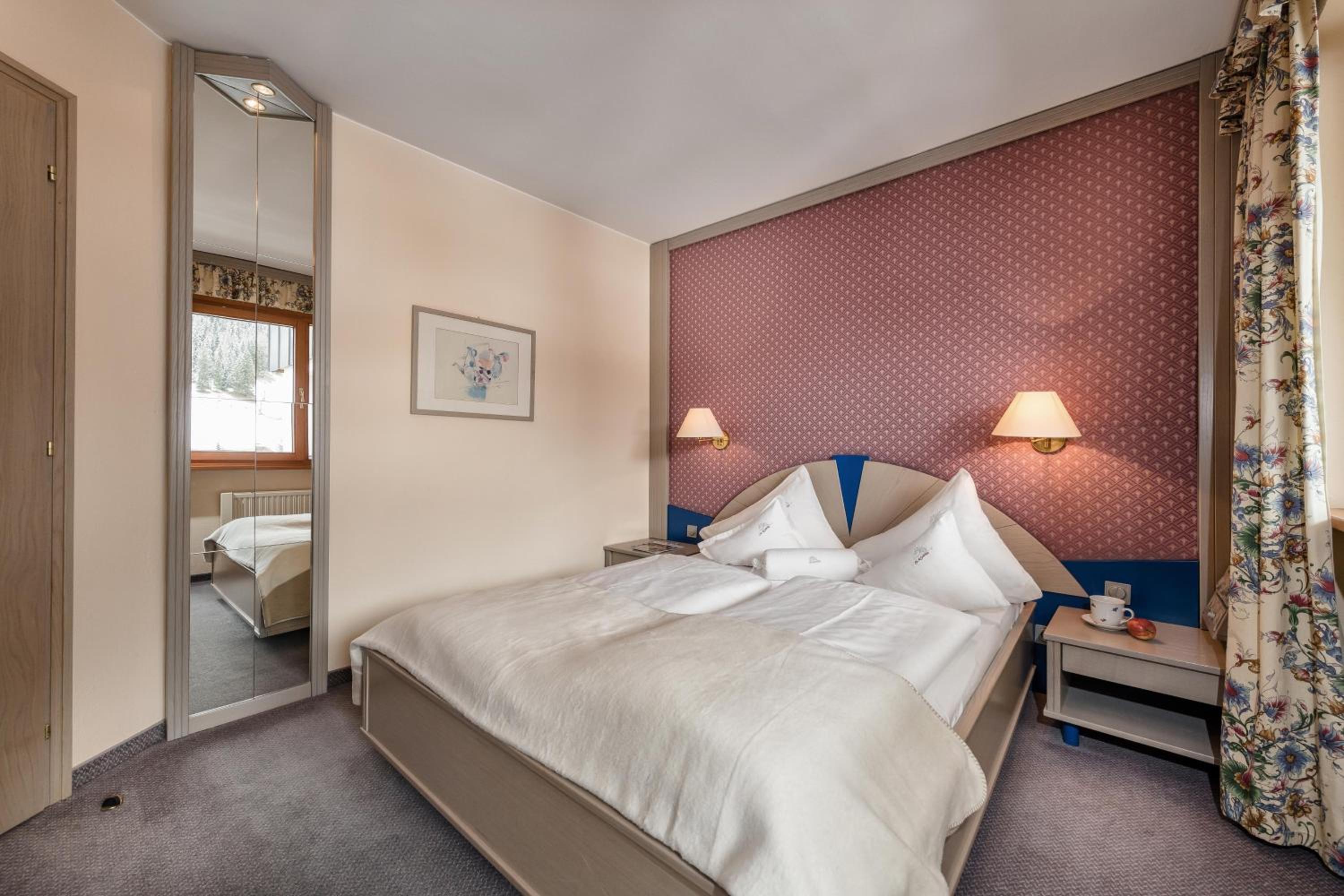 Suite photo 1
