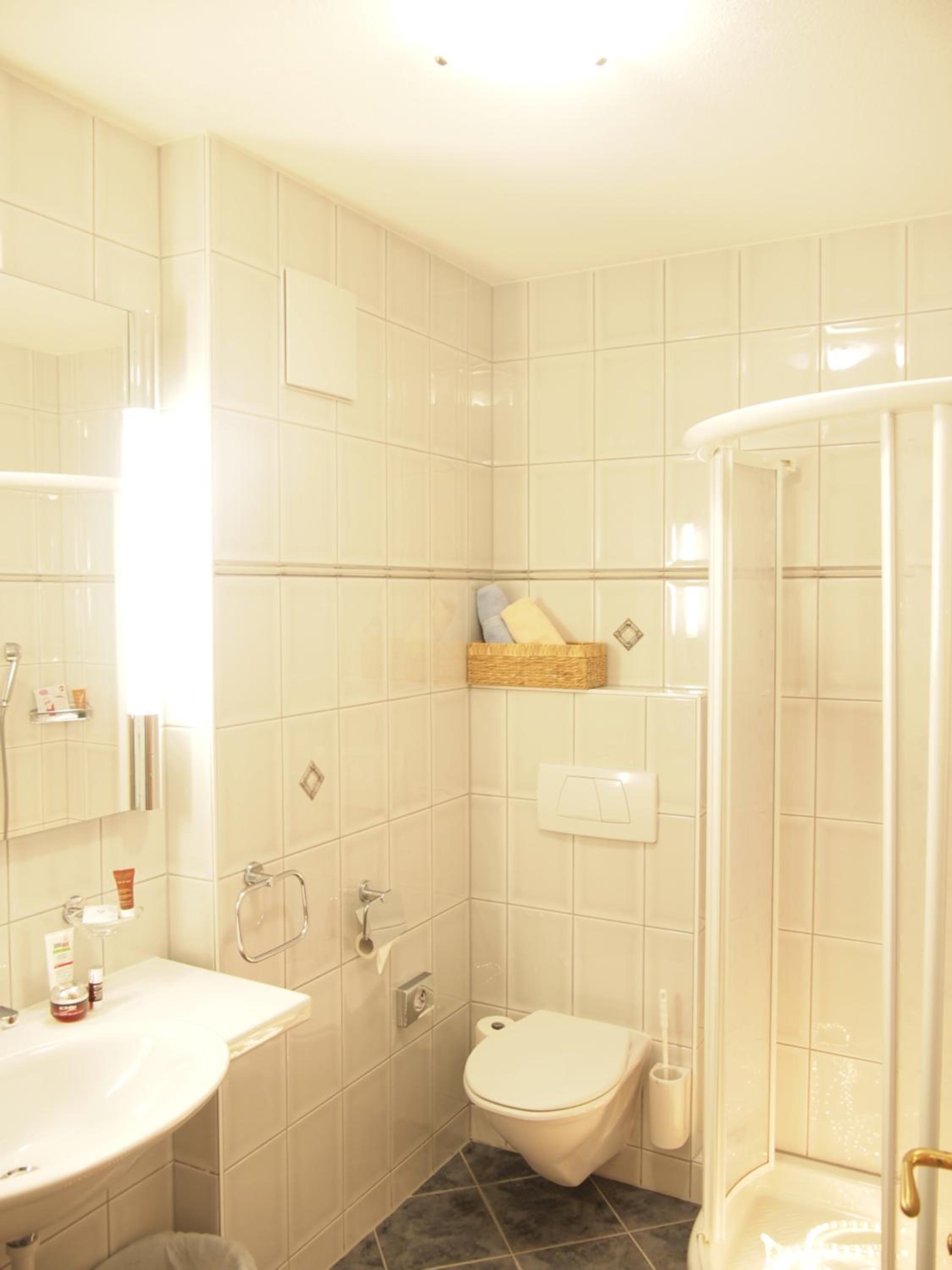 Large Double Room with Balcony photo 2