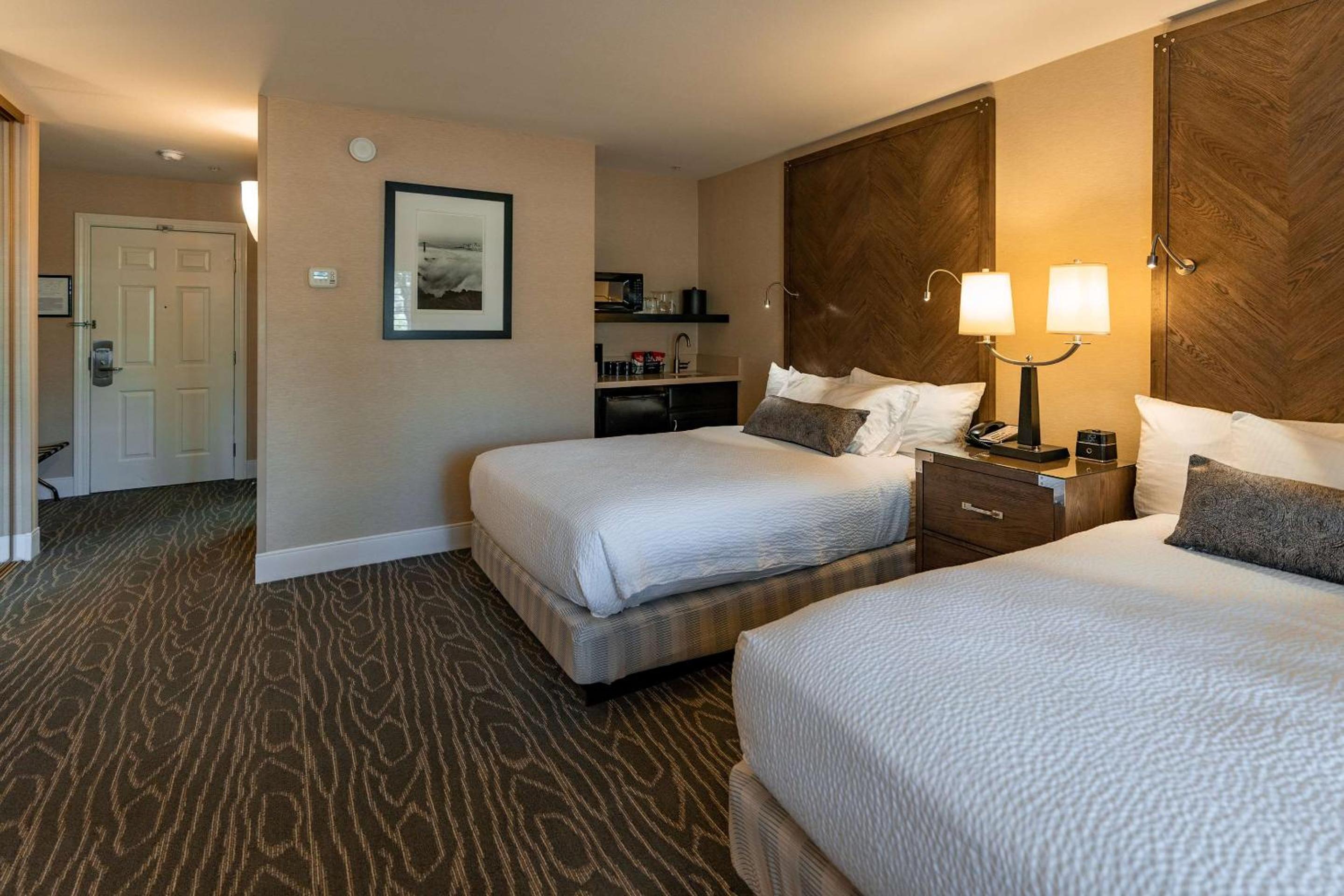 Double Room with Two Double Beds - Non-Smoking - Photo 7