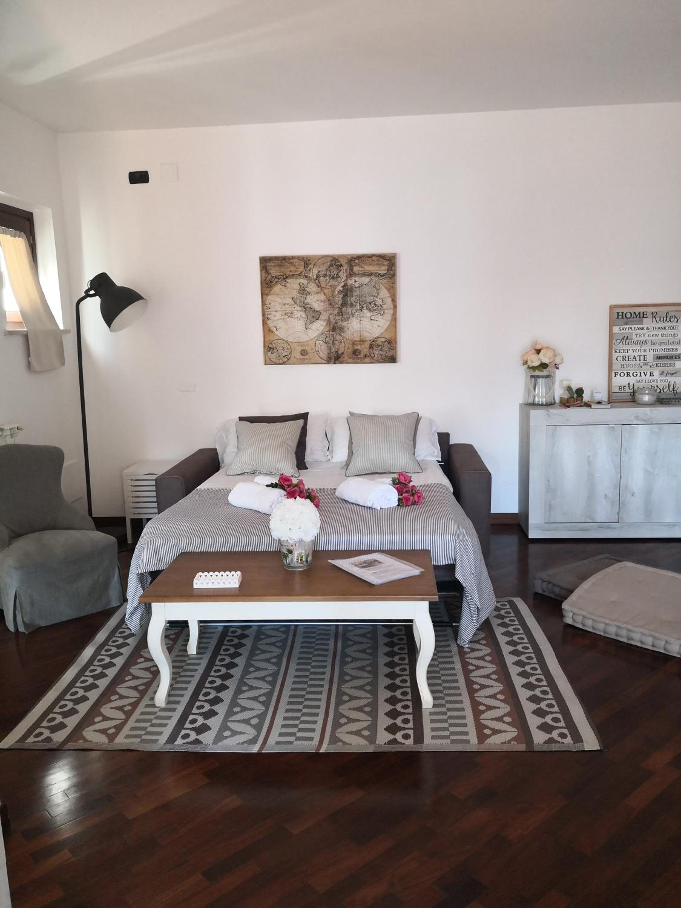Penthouse Apartment - Photo 26