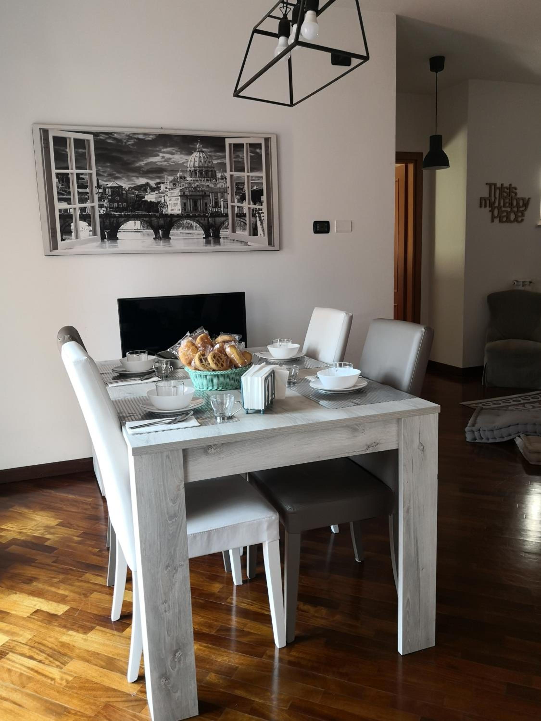 Penthouse Apartment - Photo 3