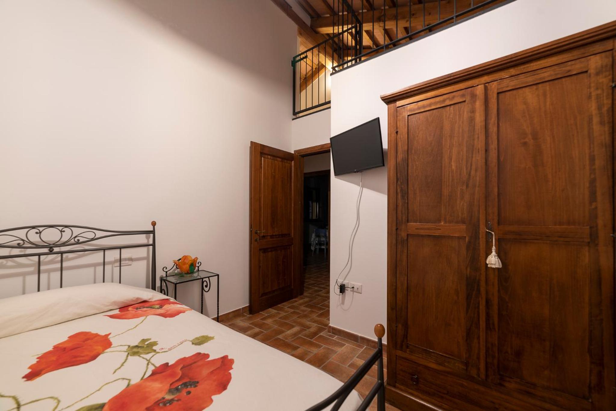 Two-Bedroom Apartment - Photo 13