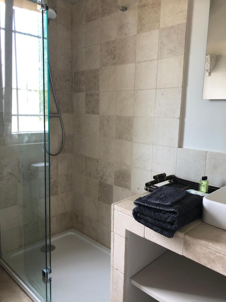 Twin Room with Private External Bathroom