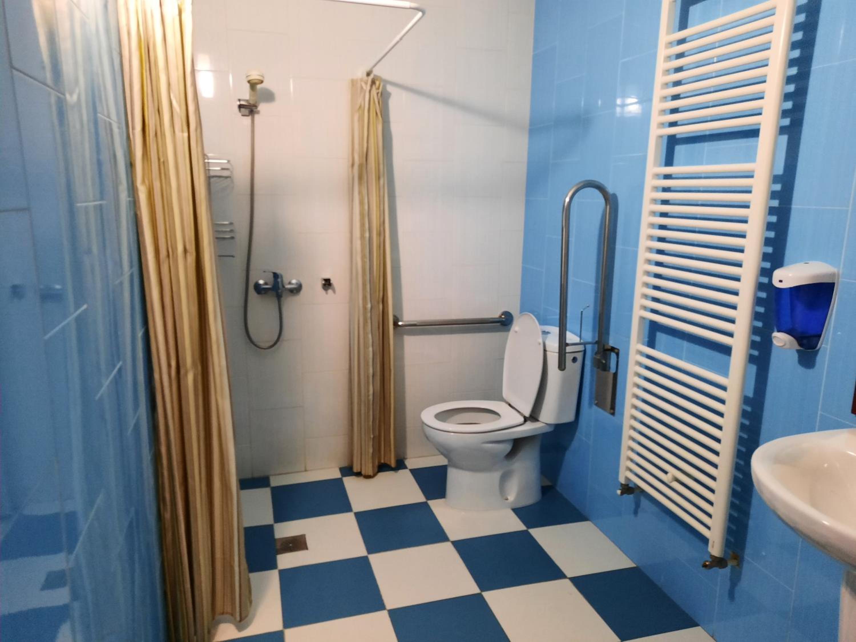 Triple Room - Disability Access photo 3