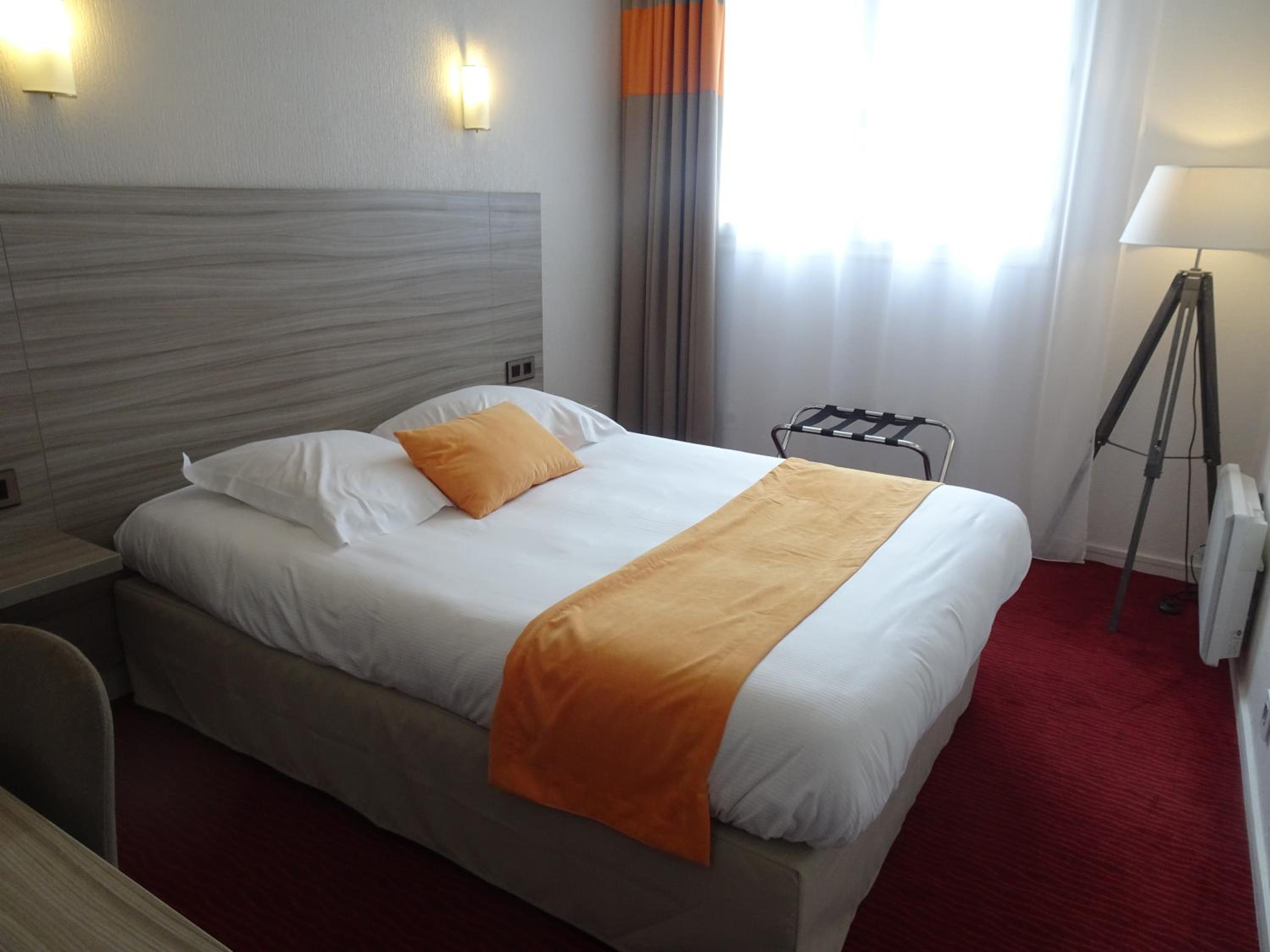Double Room - Photo 2