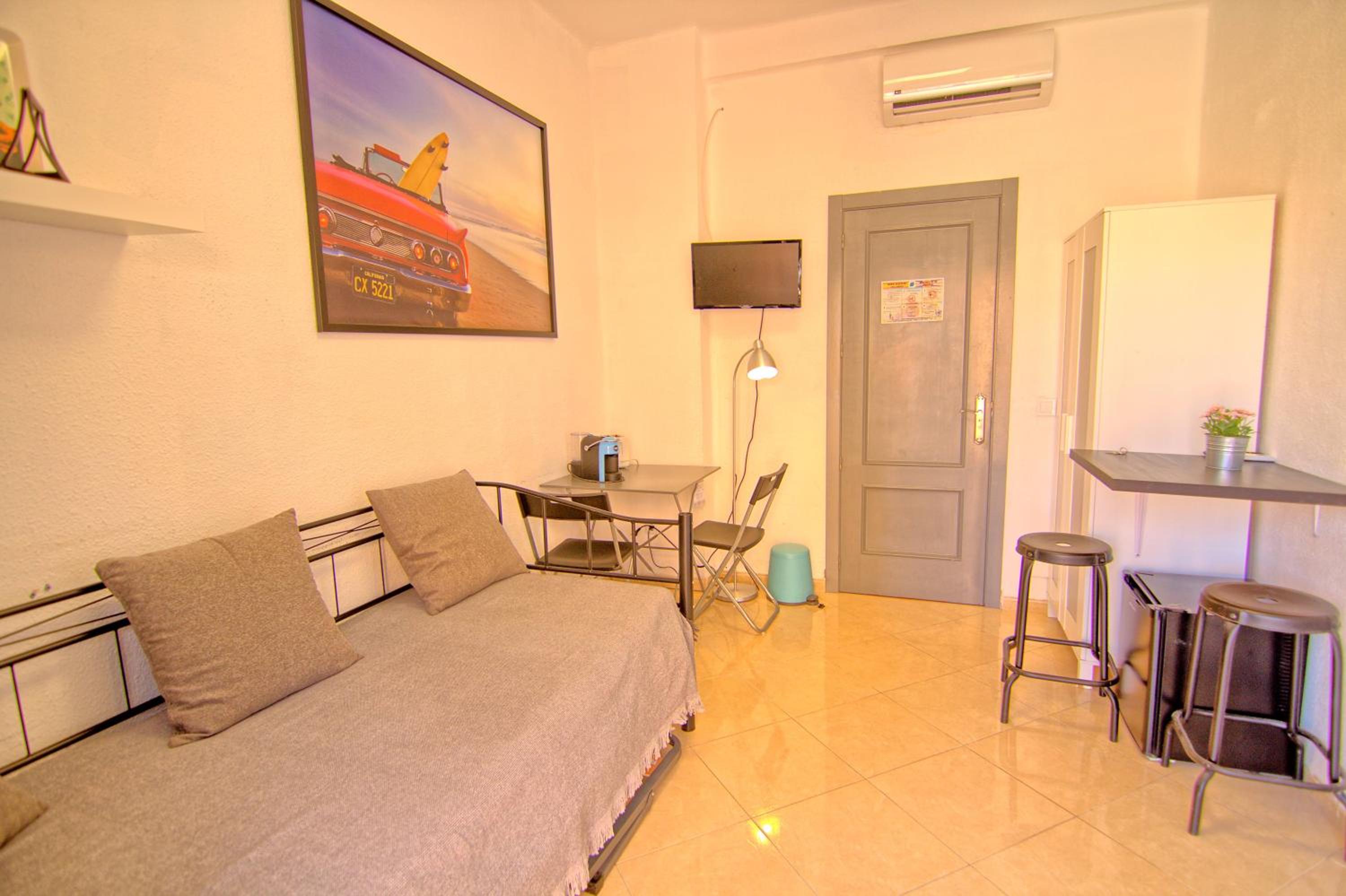 Habitación Sencilla con Balcón