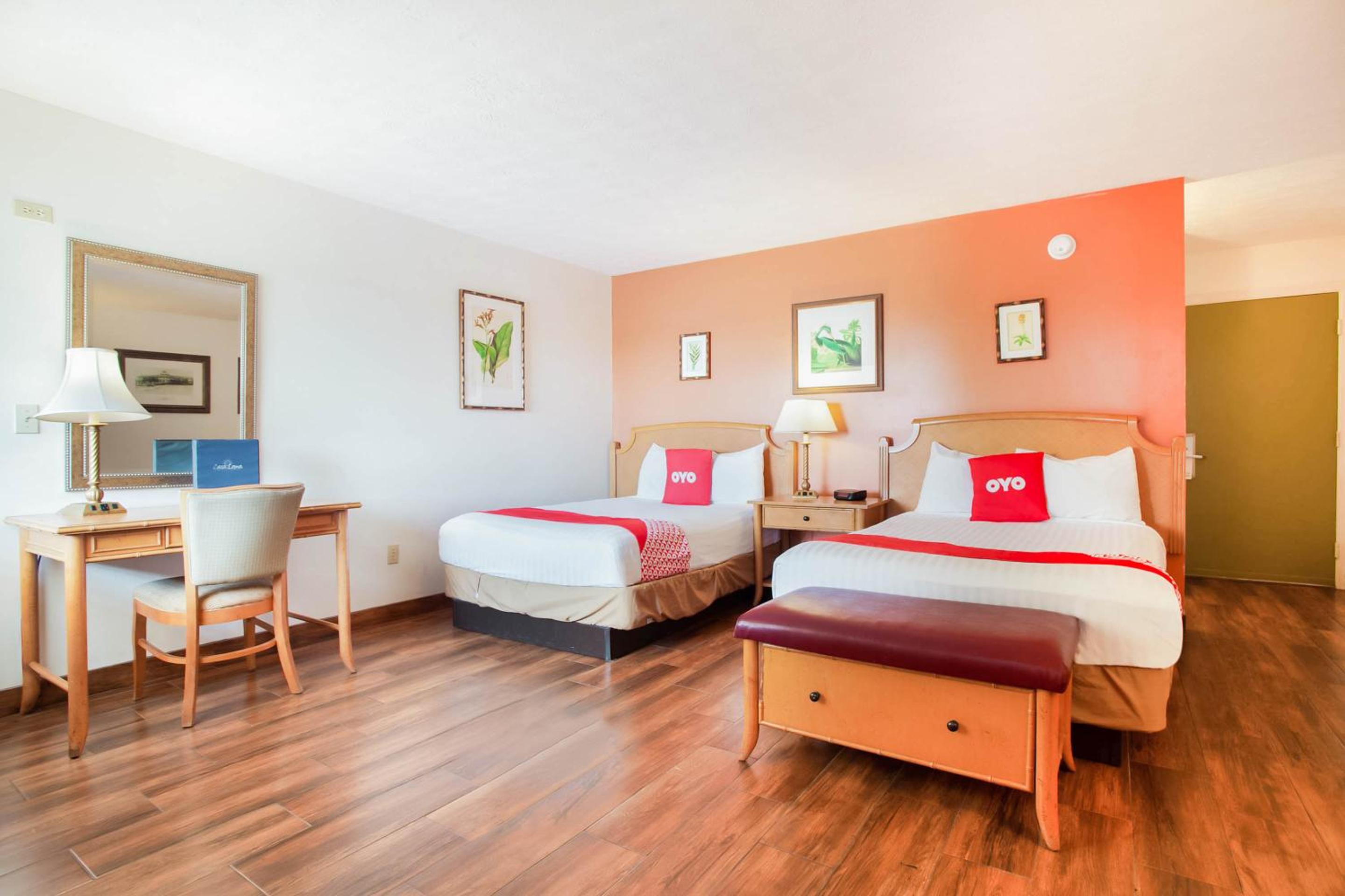 Premium 2 Queen Bed - Photo 1