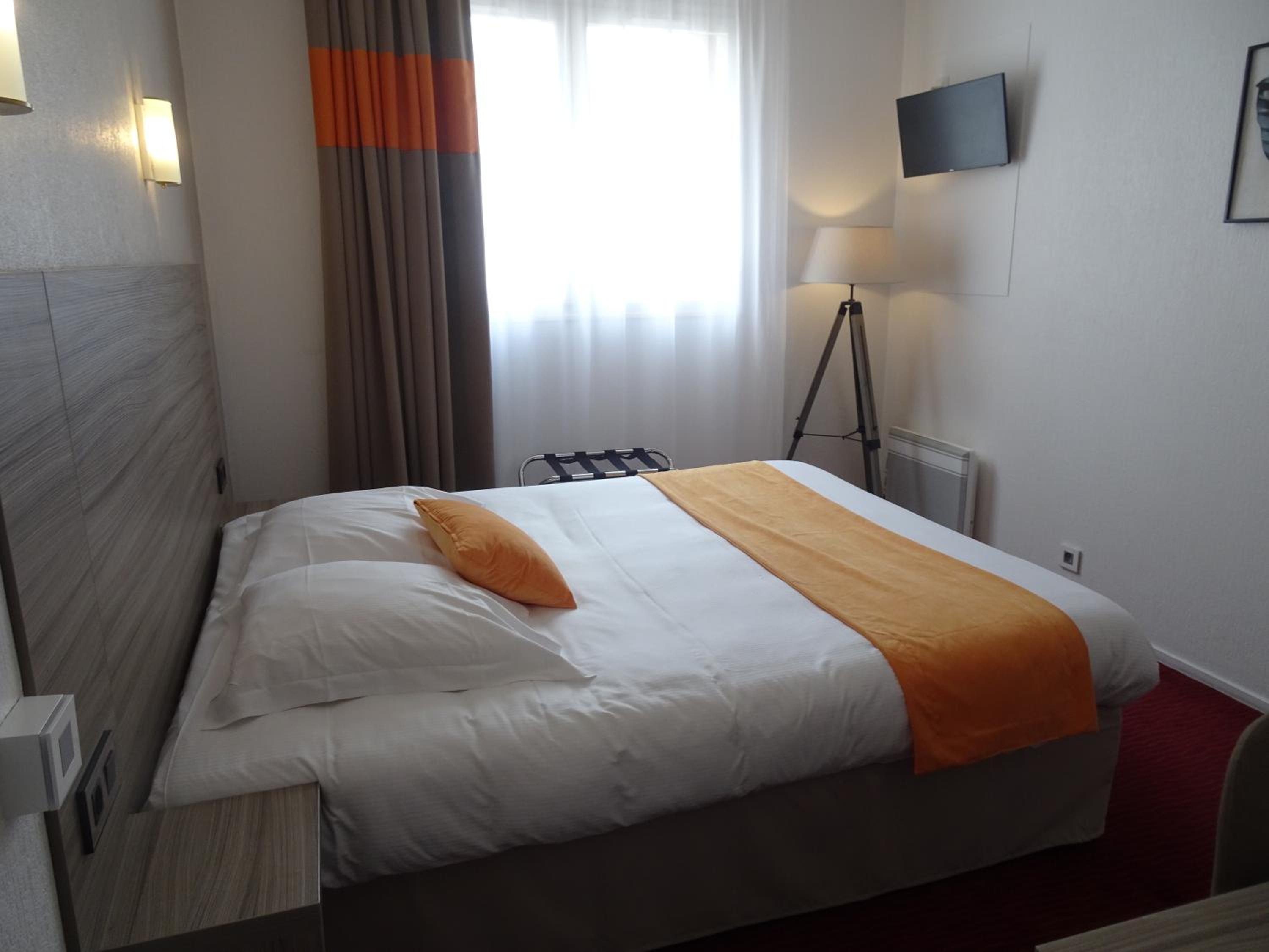 Queen Room - Photo 1