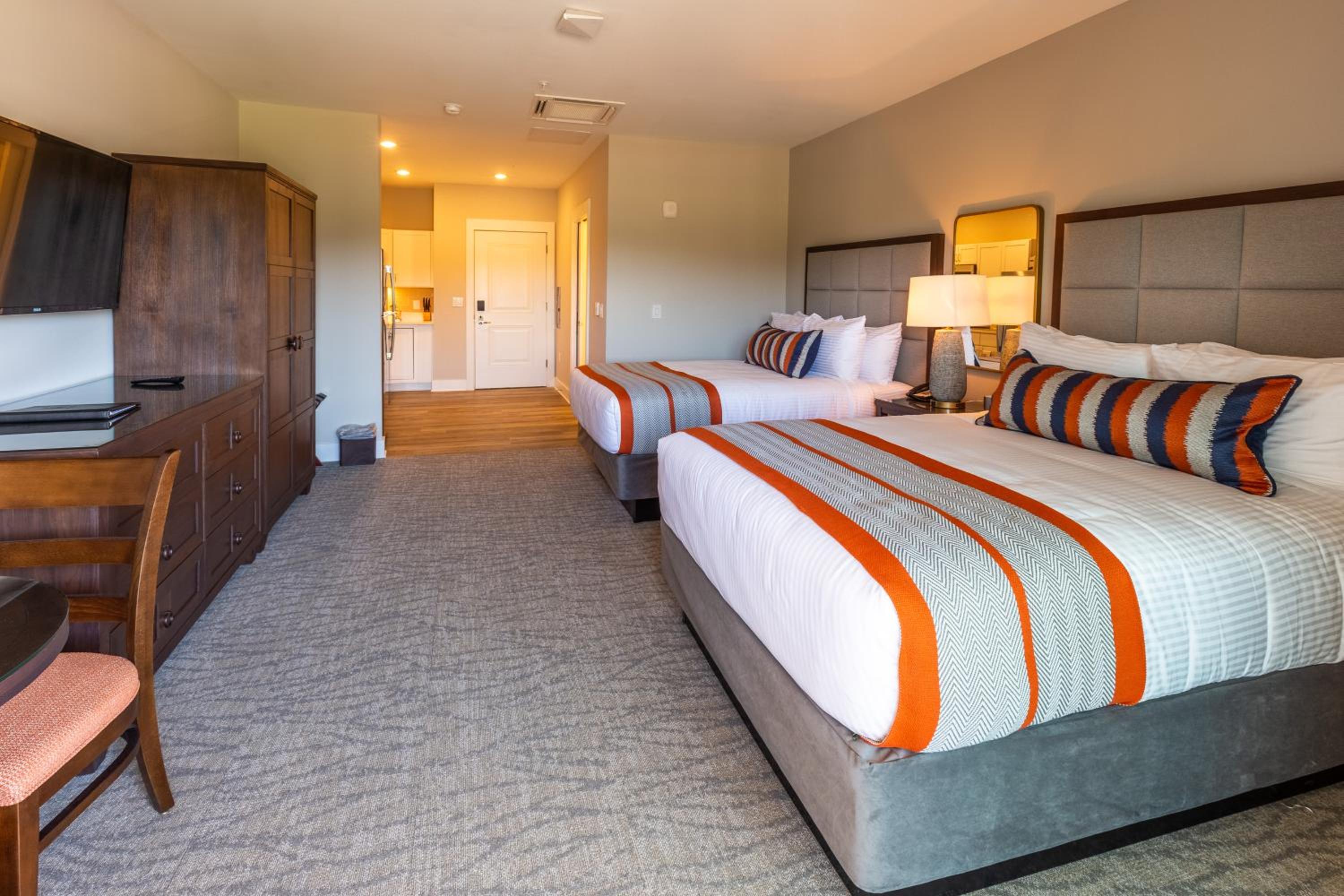 Resort Studio with Kitchen and Two Queen Beds