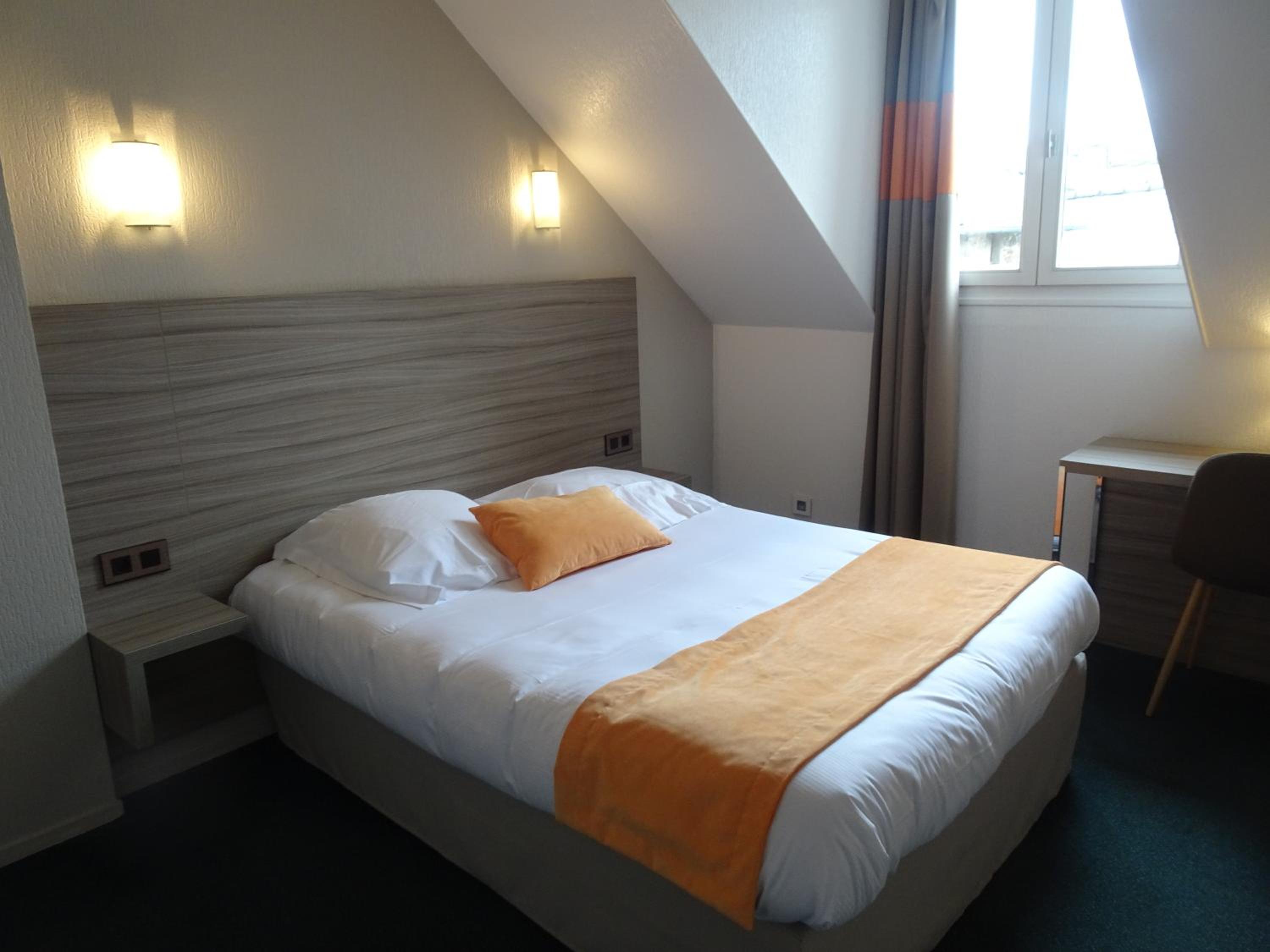 Deluxe Single Room