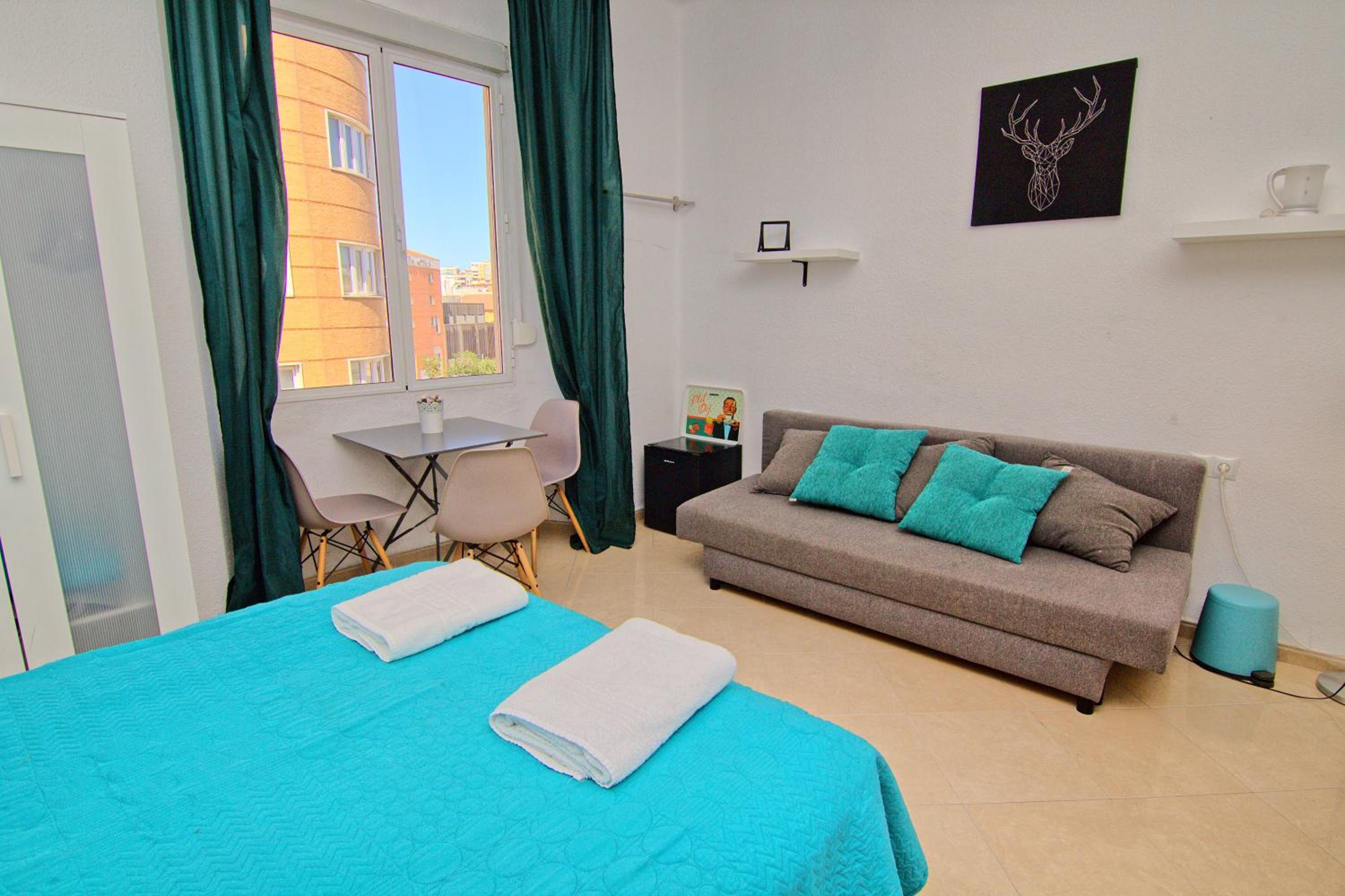 Habitación familiar con baño compartido