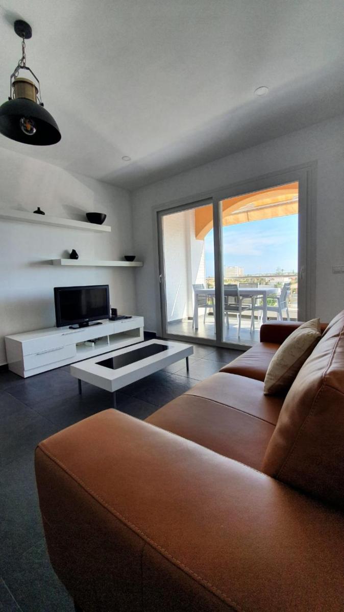 Deluxe Apartment photo 2