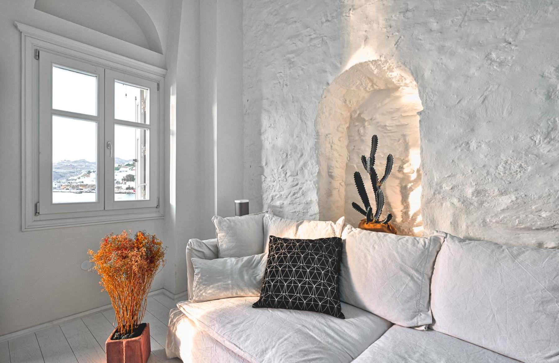 Villa with Sea View - Photo 46