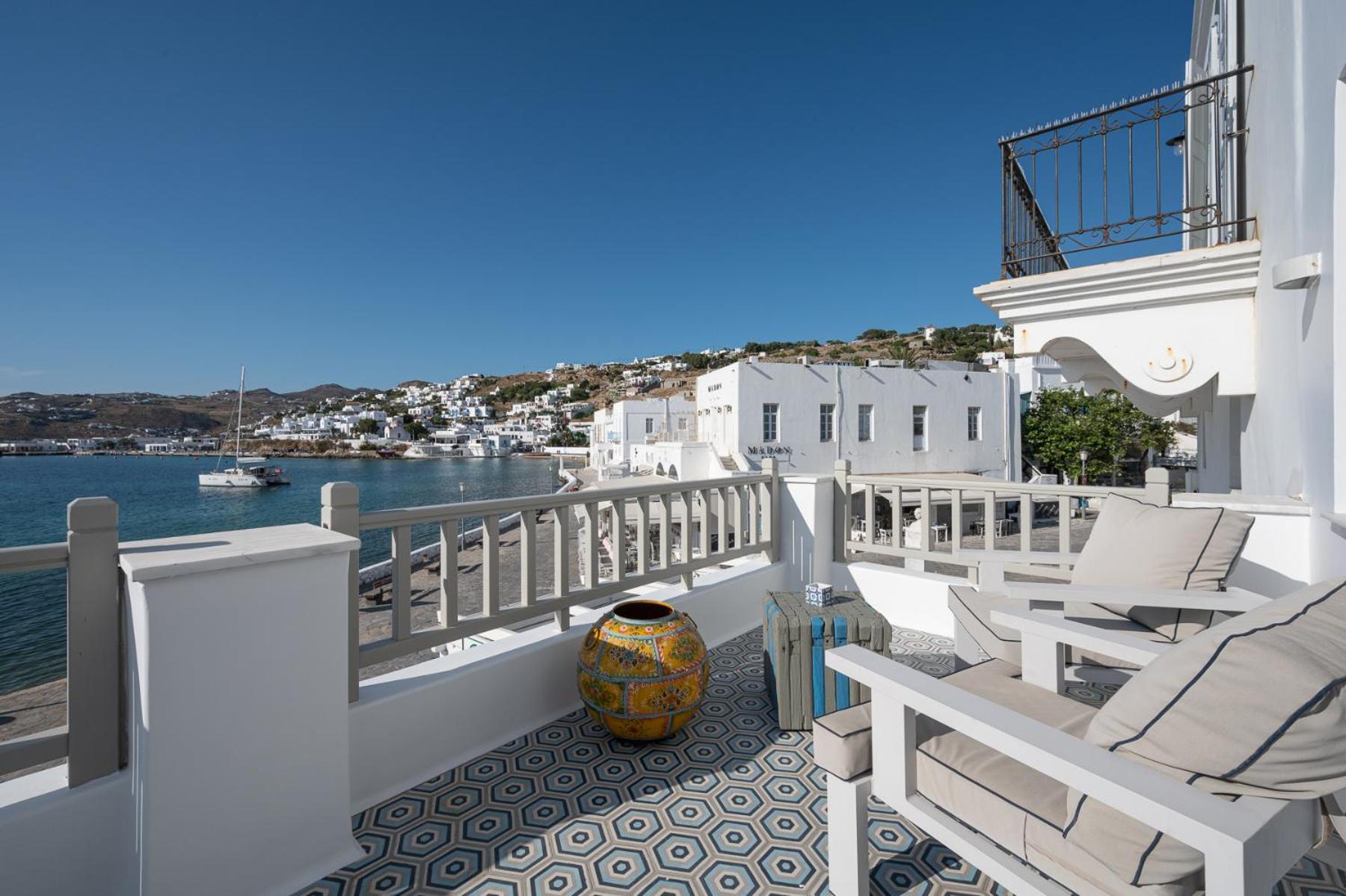Villa with Sea View - Photo 35