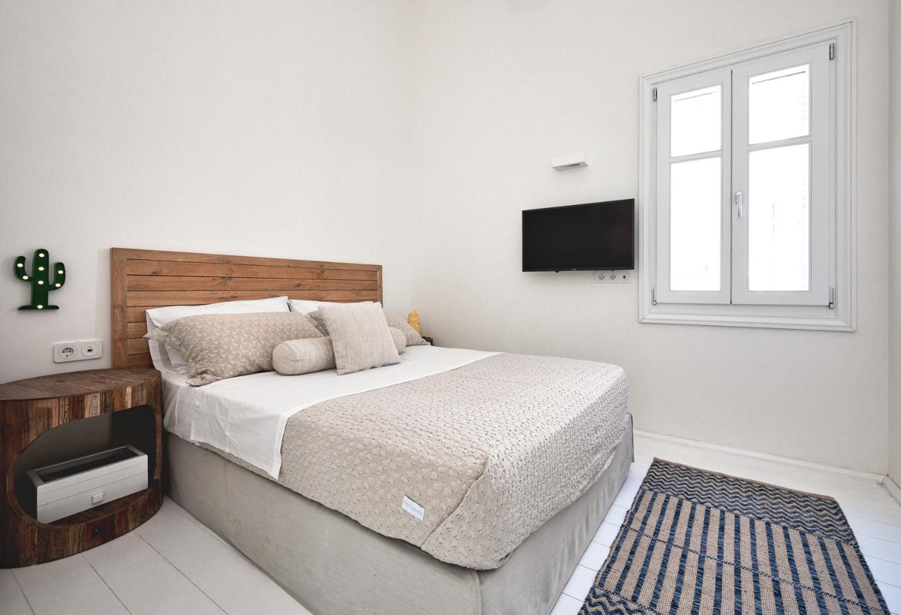 Villa with Sea View - Photo 48