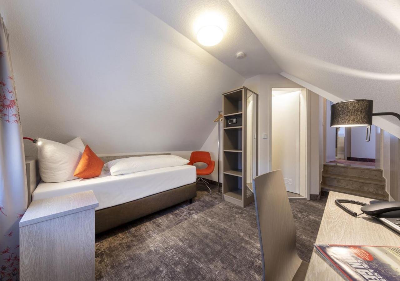 Economy Single Room
