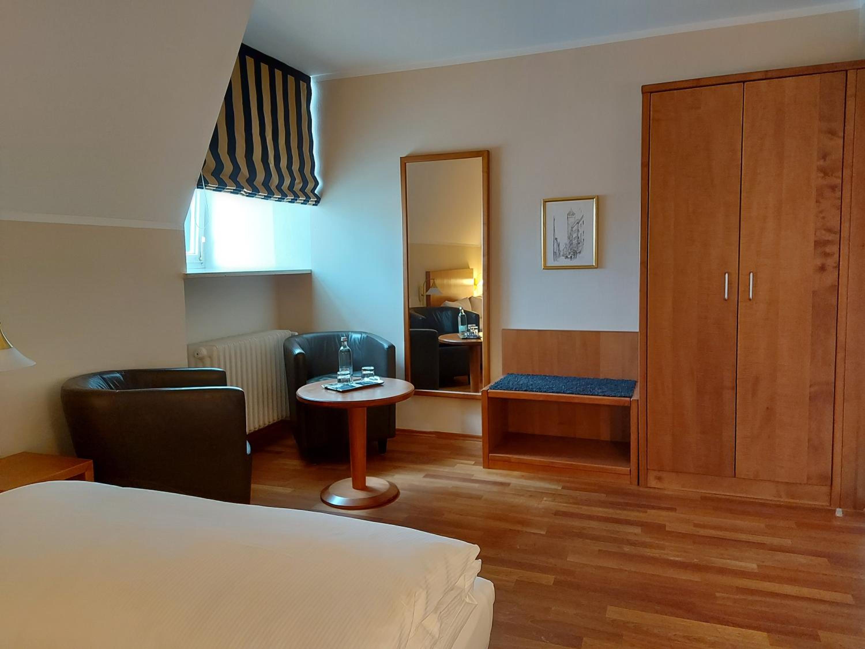 Double Room - Photo 4