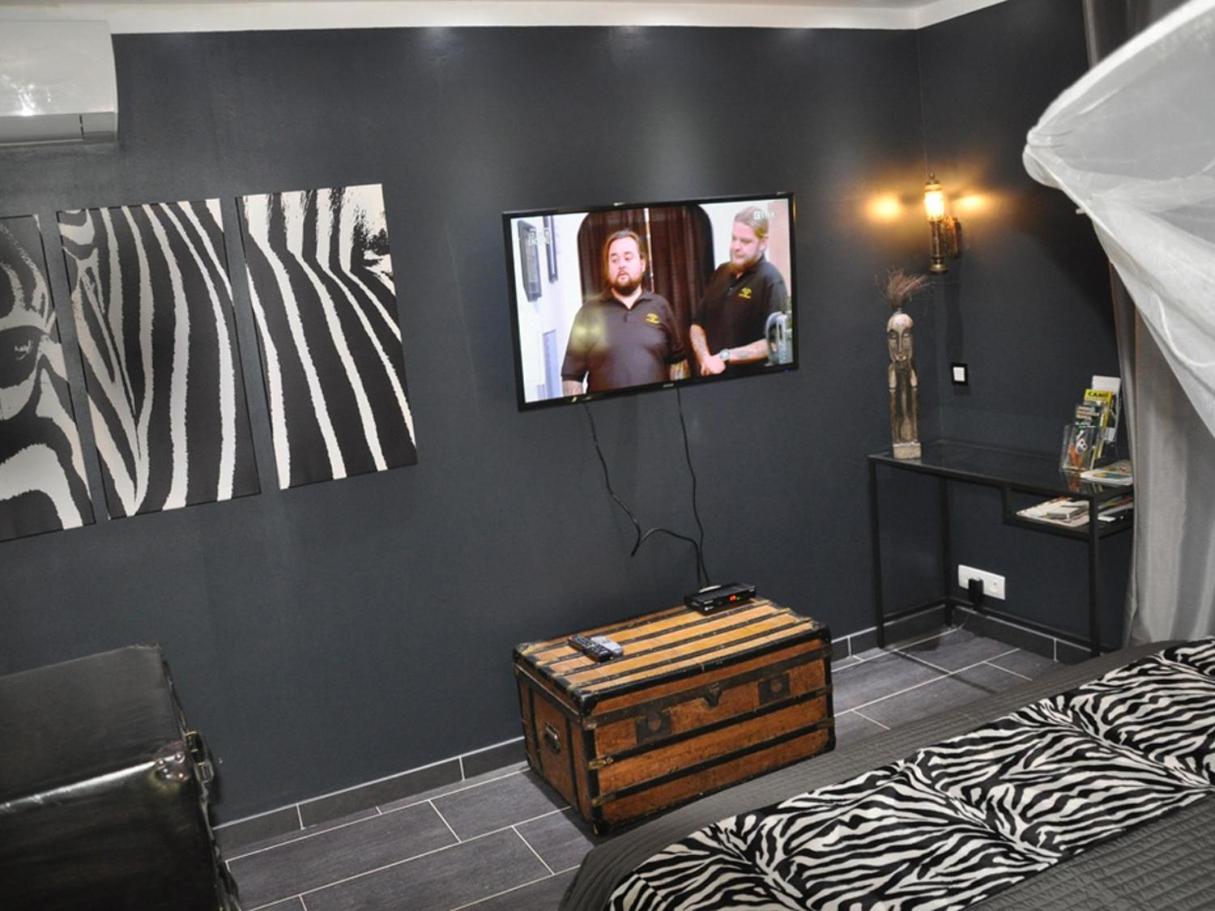 Deluxe Suite photo 3