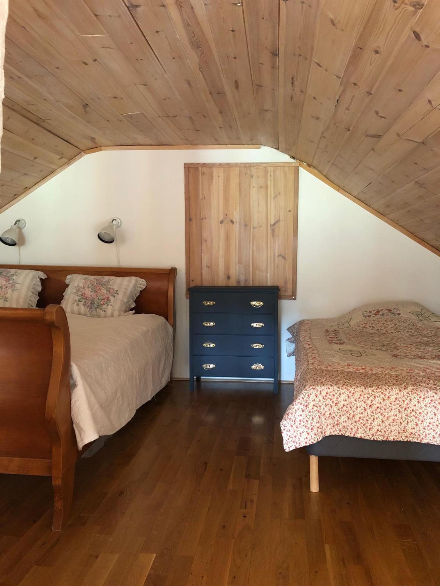 One-Bedroom House - Photo 6