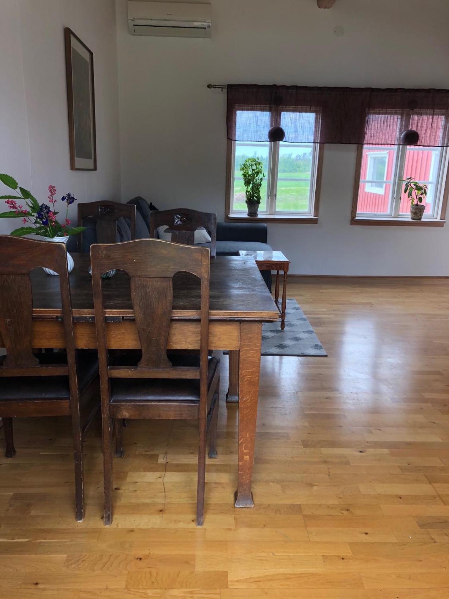 One-Bedroom House - Photo 12
