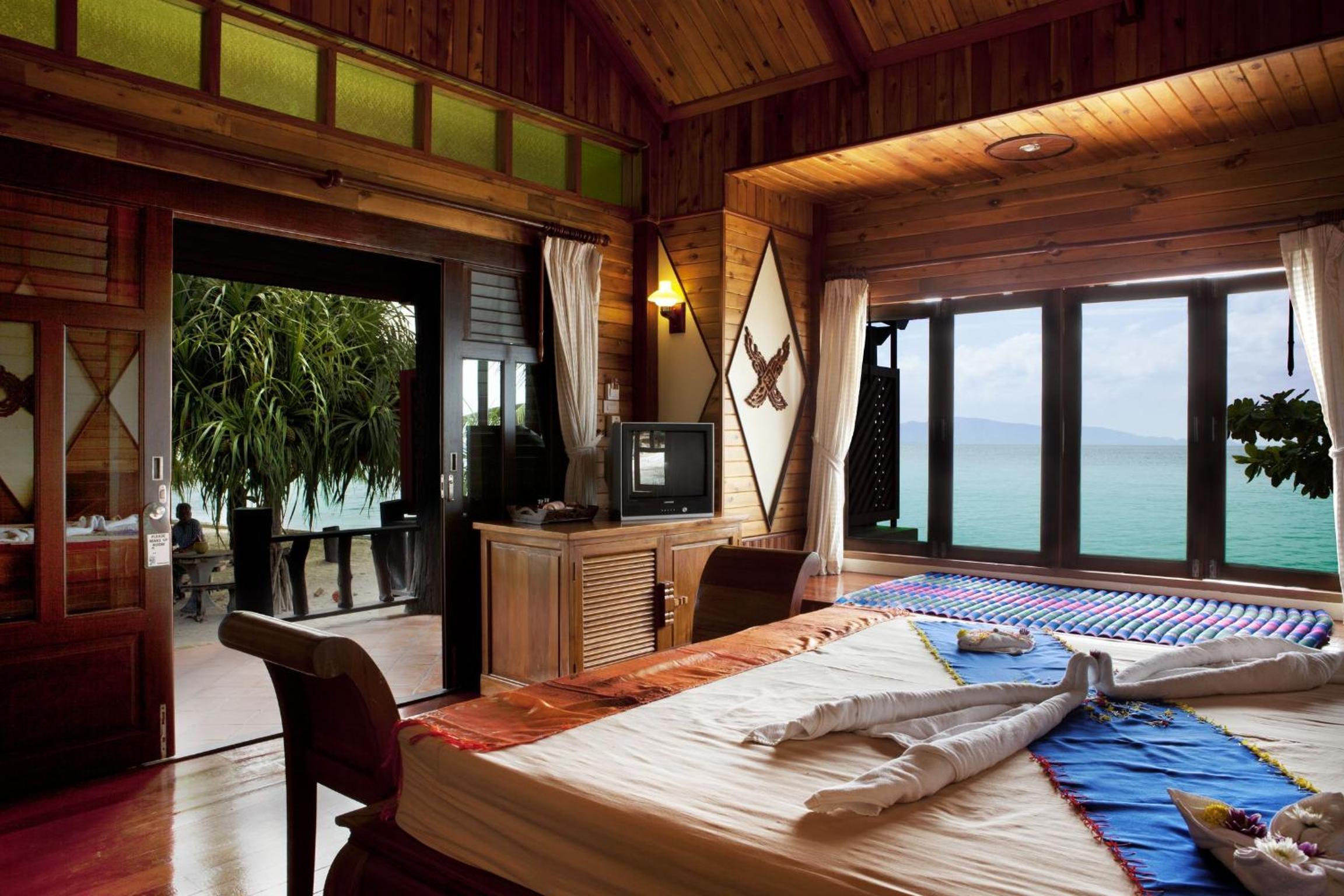 Bungalow - Beach Front photo 3