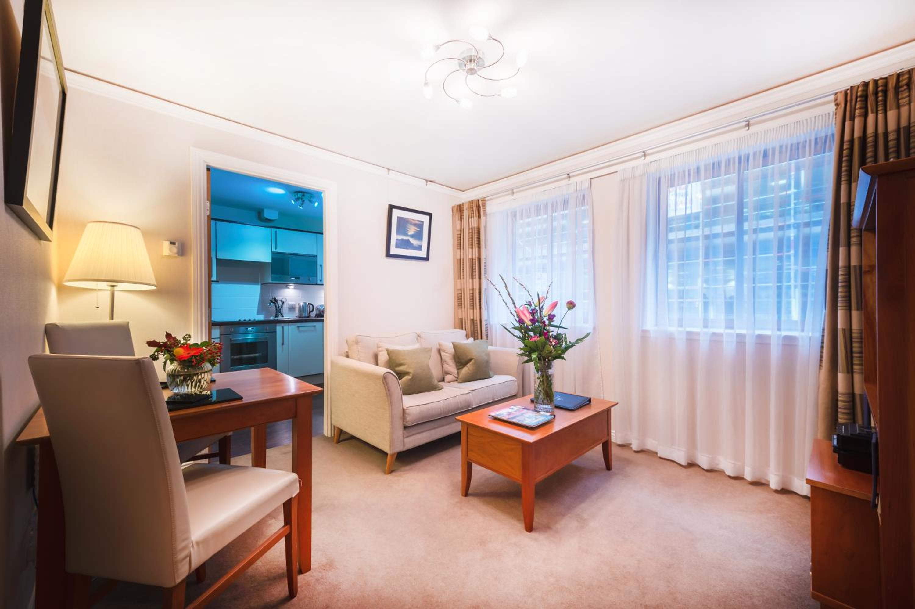 City One Bedroom Apartment - Photo 1