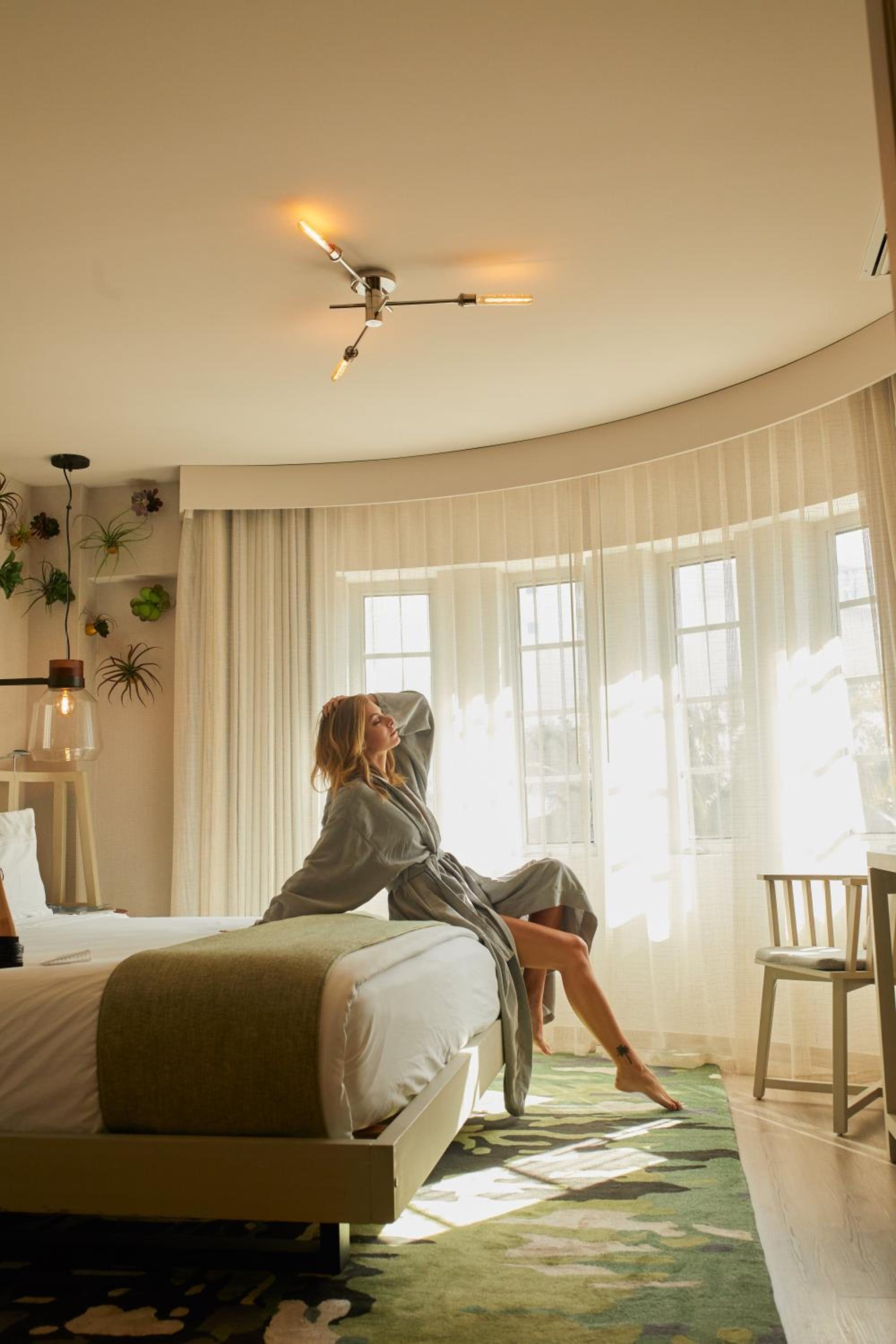 Superior King Room - Photo 8